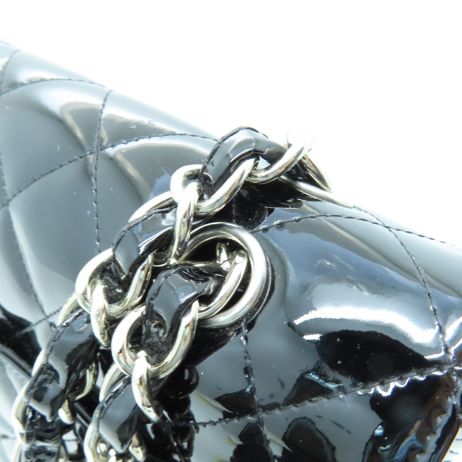 CHANEL diamond patent leather Maxi Single Flap silver buckle chain shoulder bag black