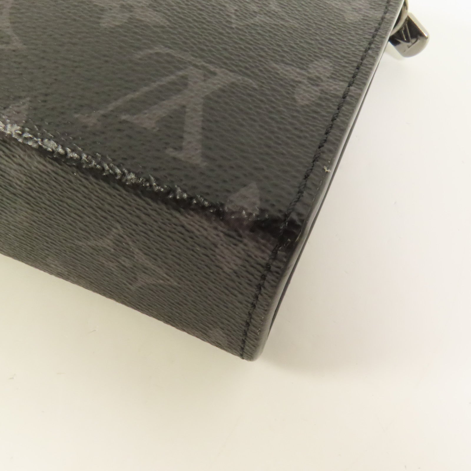 LOUIS VUITTON Monogram Eclipse Gaston銀扣肩背袋