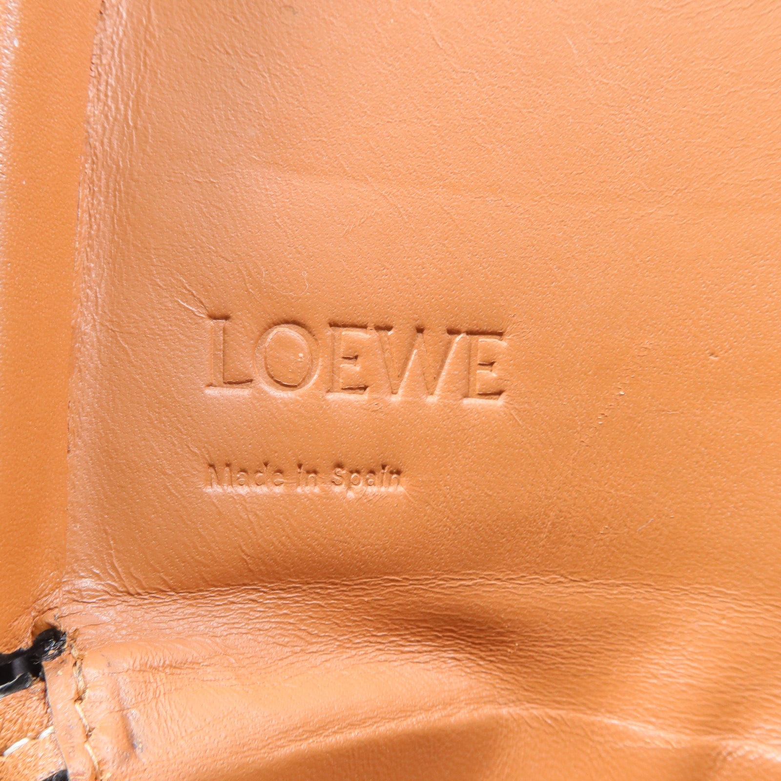 LOEWE 牛皮皮革Heel Pouch Mini肩背袋