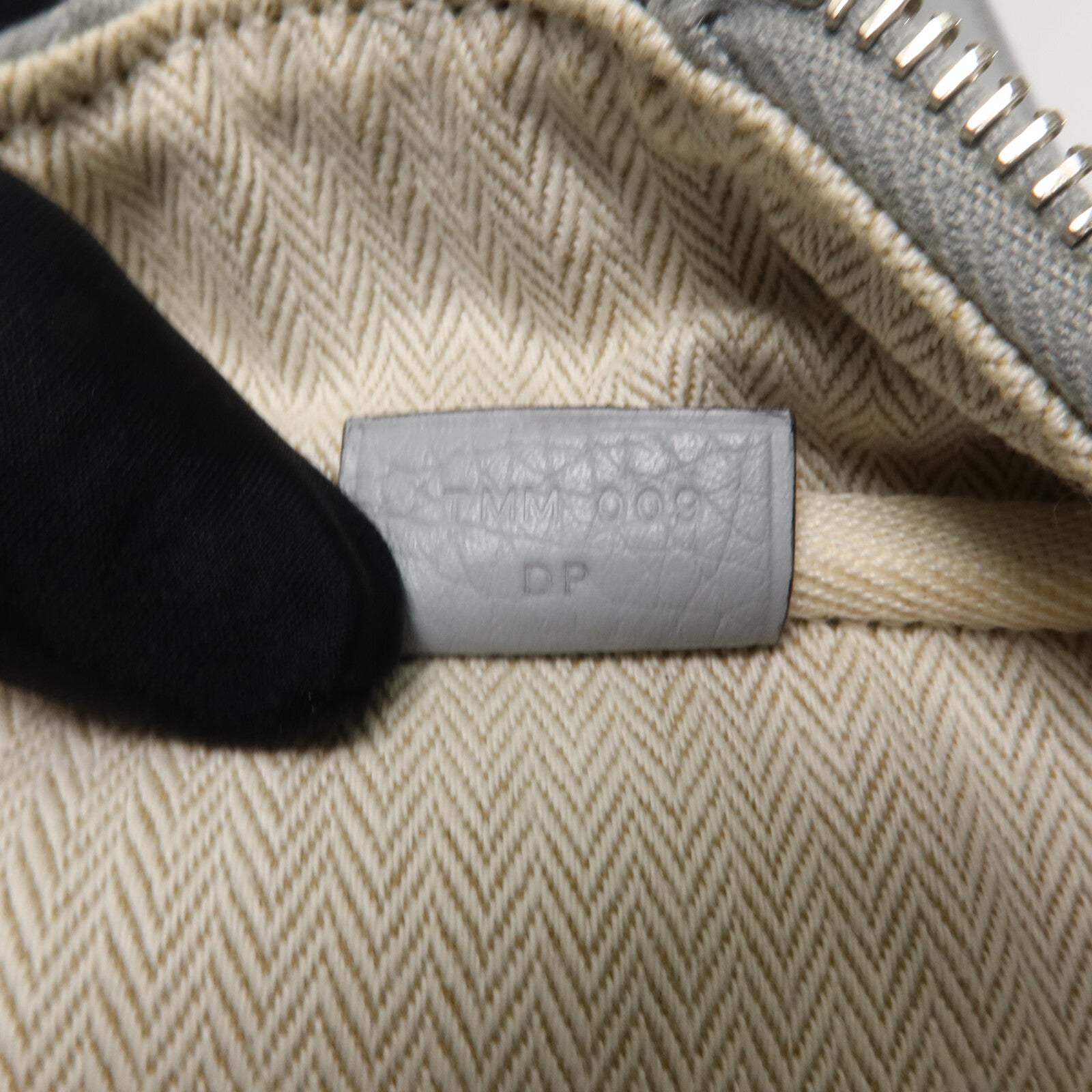 HERMES Clemence皮革Victoria 35手挽袋Bleu Pale