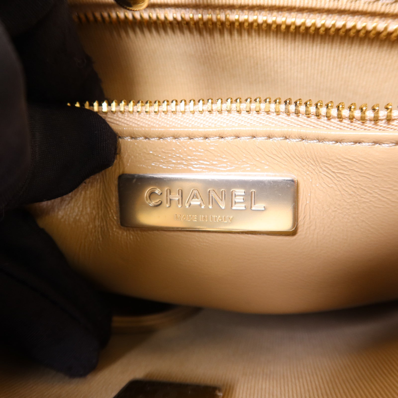 CHANEL 牛皮皮革Chanel 31 Mini金扣手挽肩背兩用袋