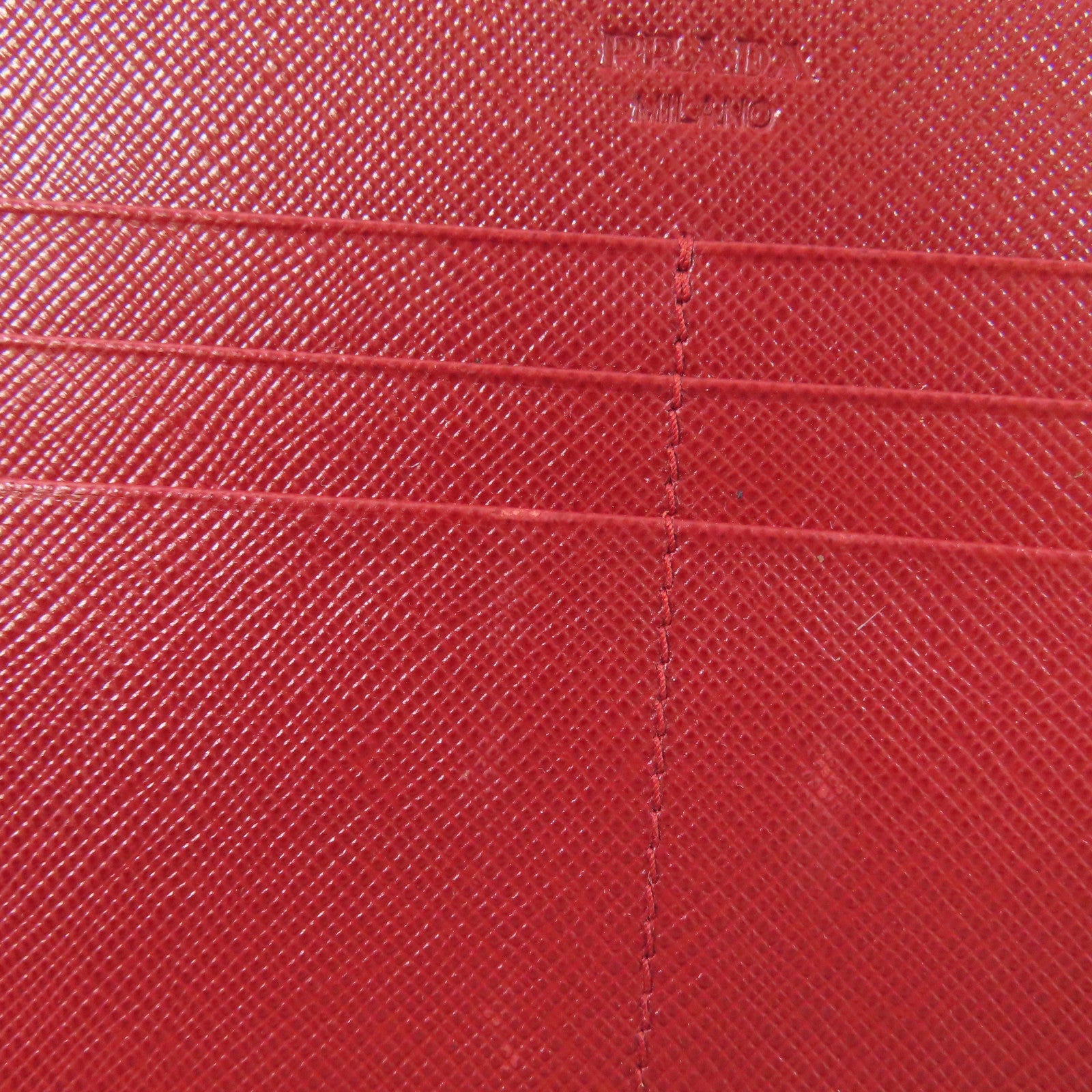 PRADA 【激減優惠】牛皮皮革Long Bifold Wallet銀扣長錢包
