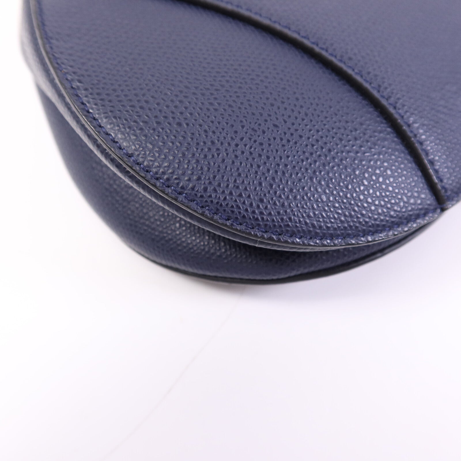 Dior 牛皮皮革Saddle金扣肩背袋