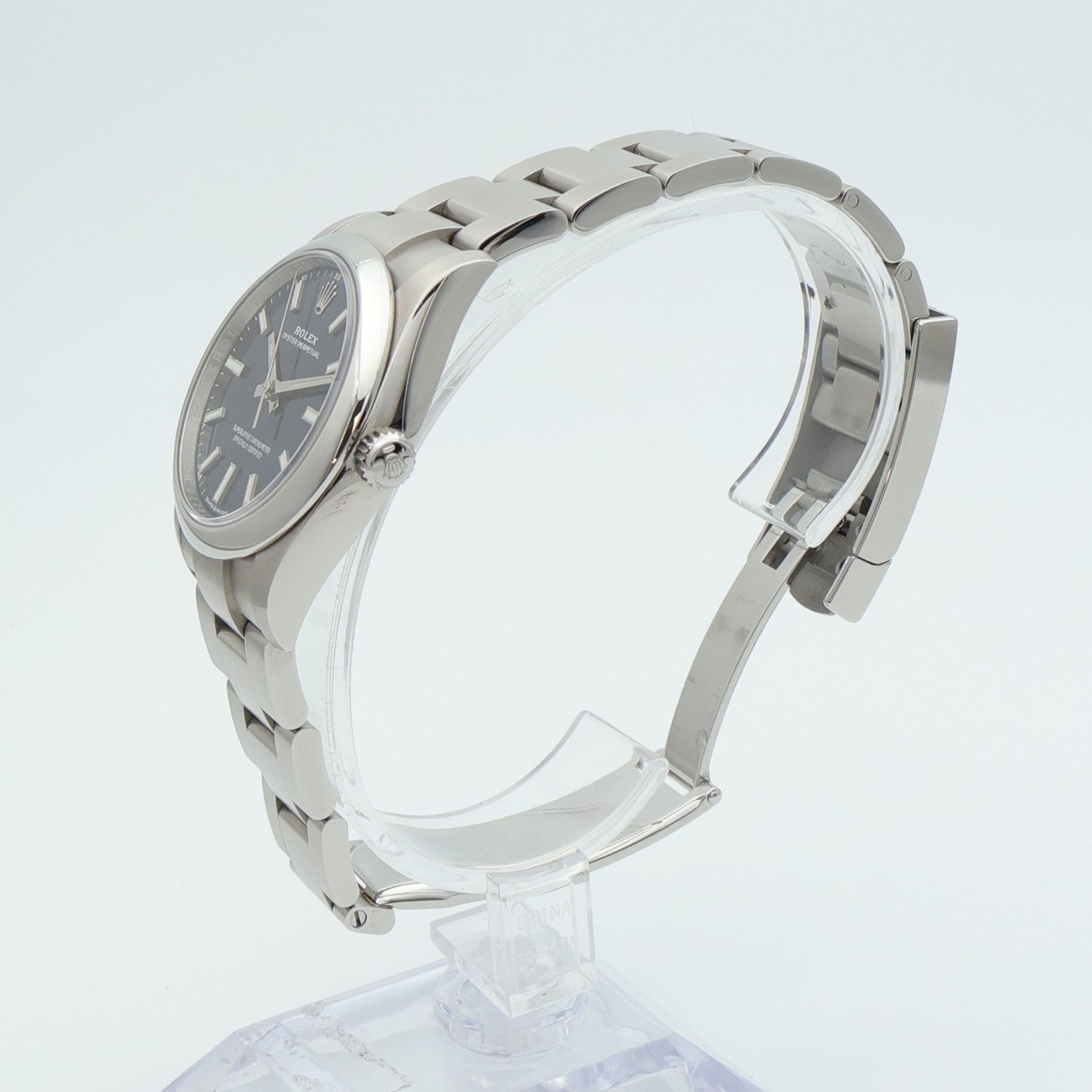 ROLEX Oyster Perpetual 124200