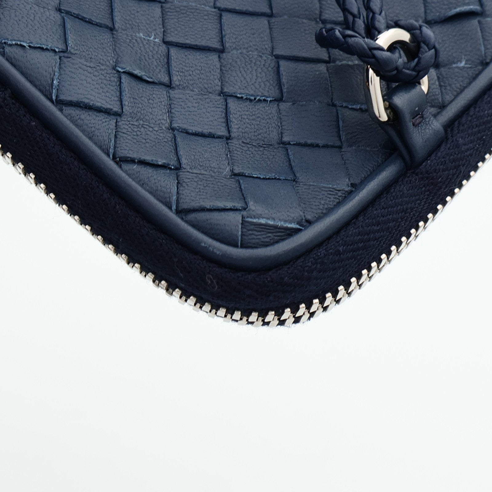 BOTTEGA VENETA 羊皮皮革Zip Strap Pouch小袋