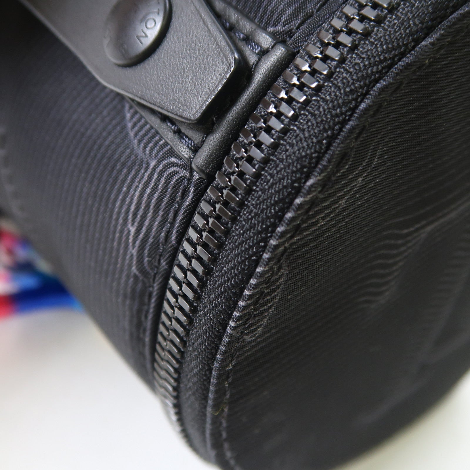 LOUIS VUITTON 【激減優惠】尼龍Expandable Polochon肩背袋黑色