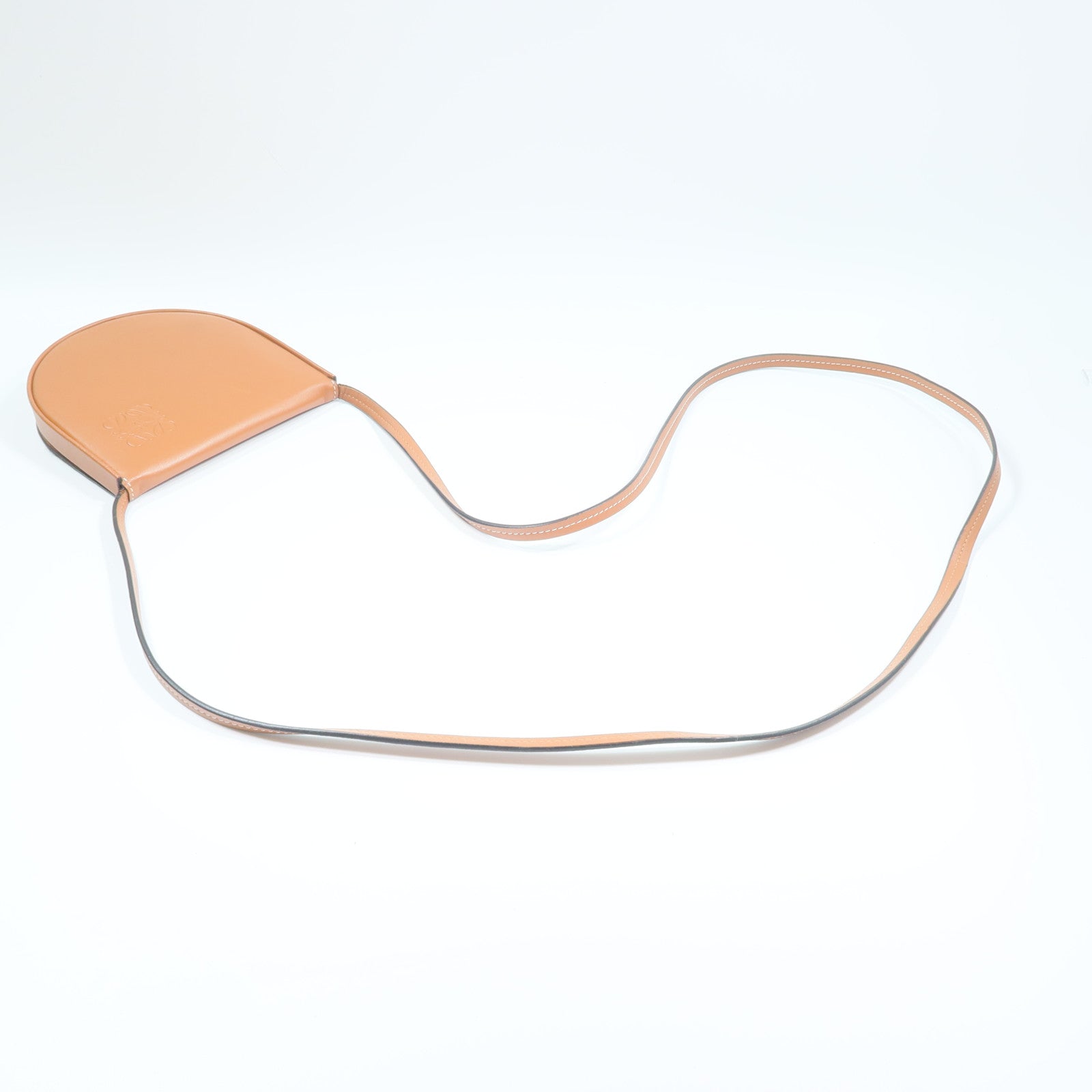 LOEWE 牛皮皮革Heel Pouch Mini肩背袋
