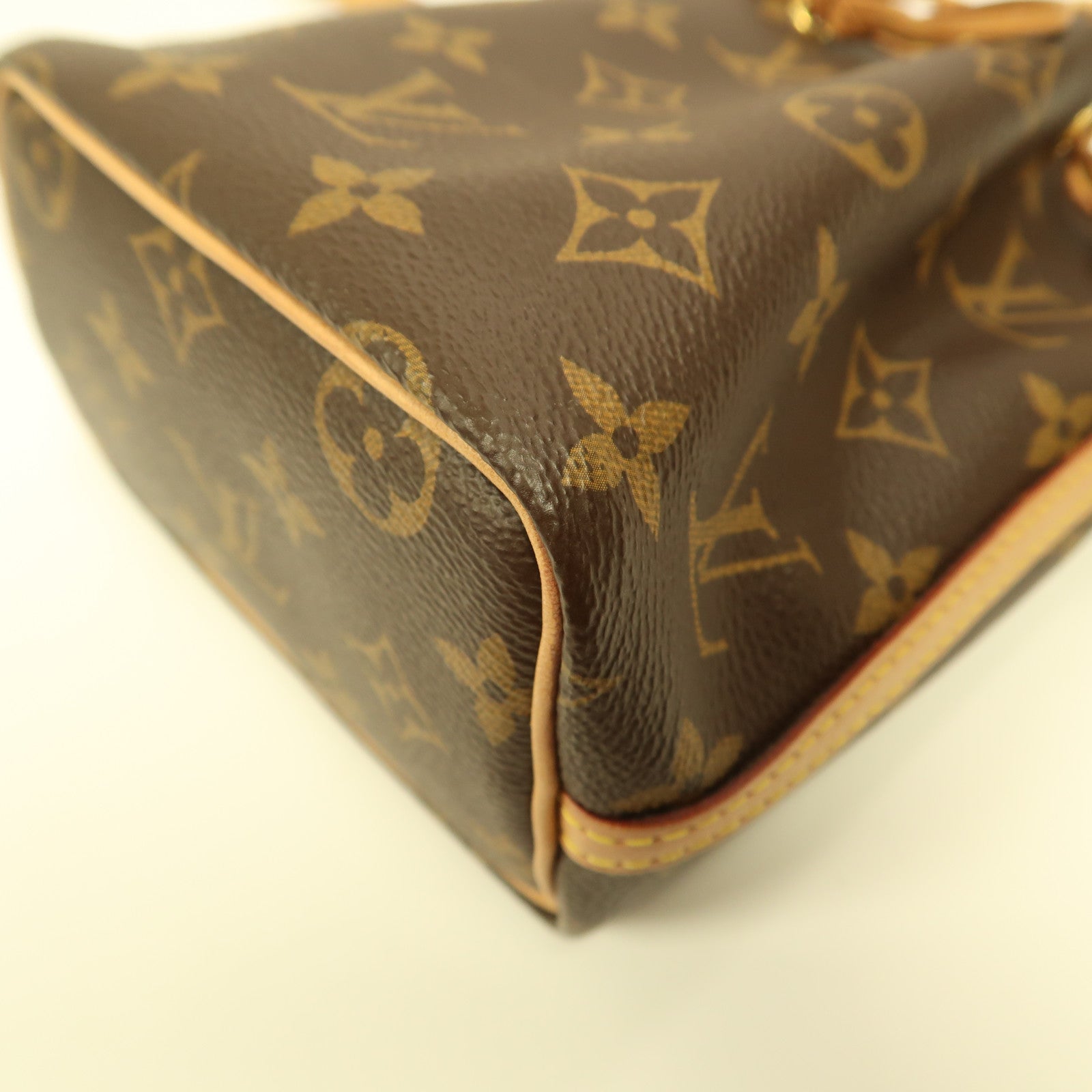 LOUIS VUITTON Monogram Nano Noe金扣肩背袋棕色