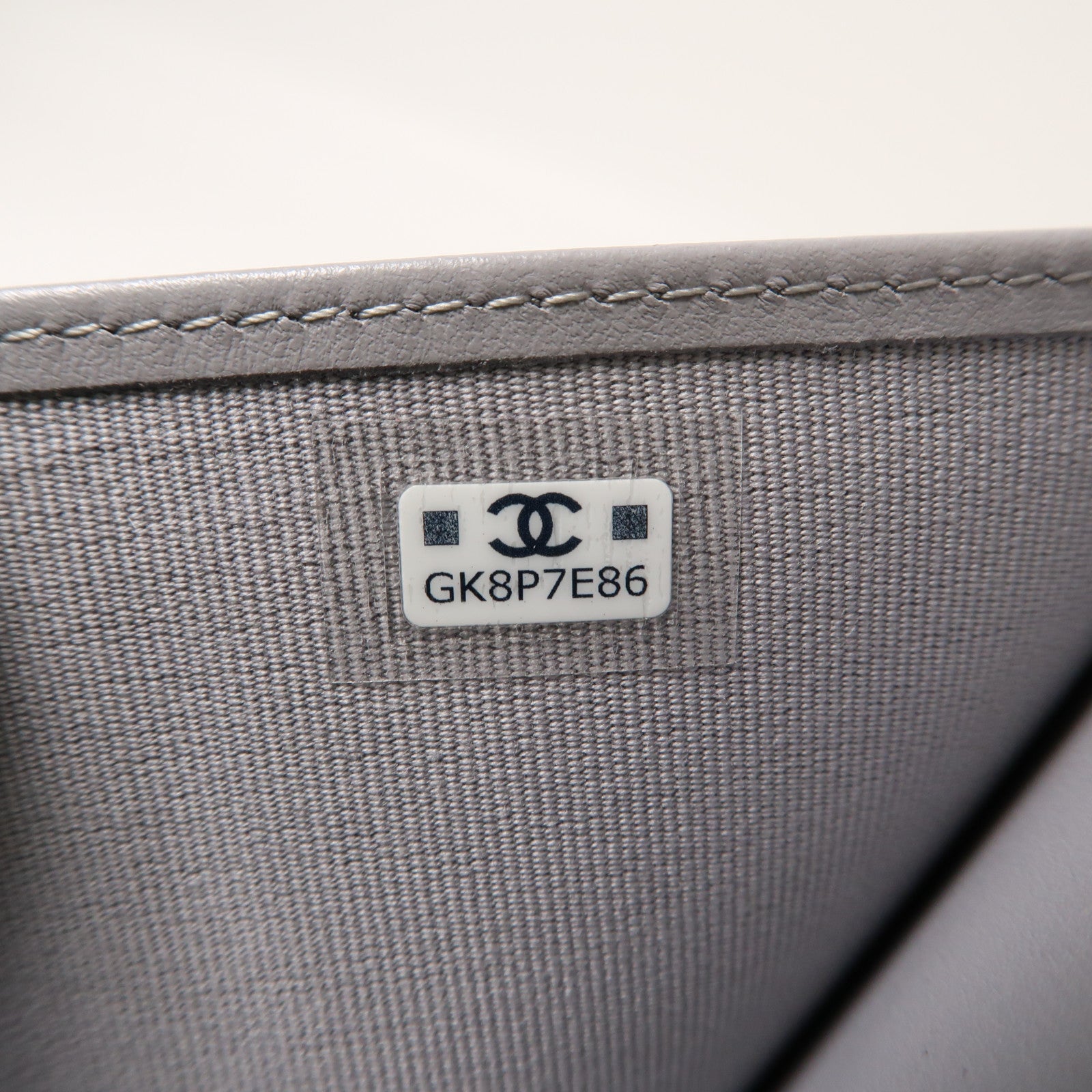 CHANEL 菱格Caviar Classic Fold Wallet金扣折疊錢包灰色