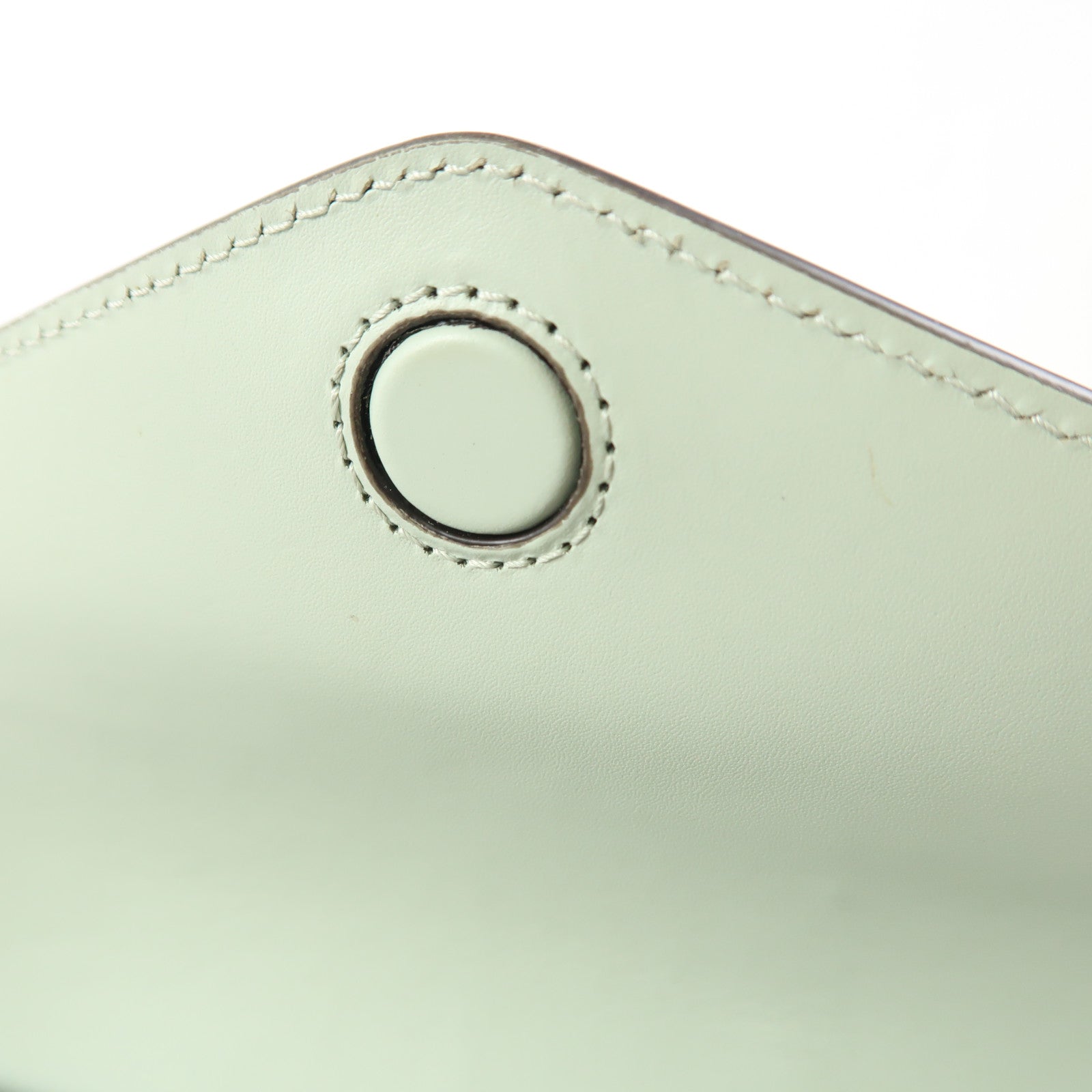 GUCCI 皮革GG Pochette金扣肩背袋