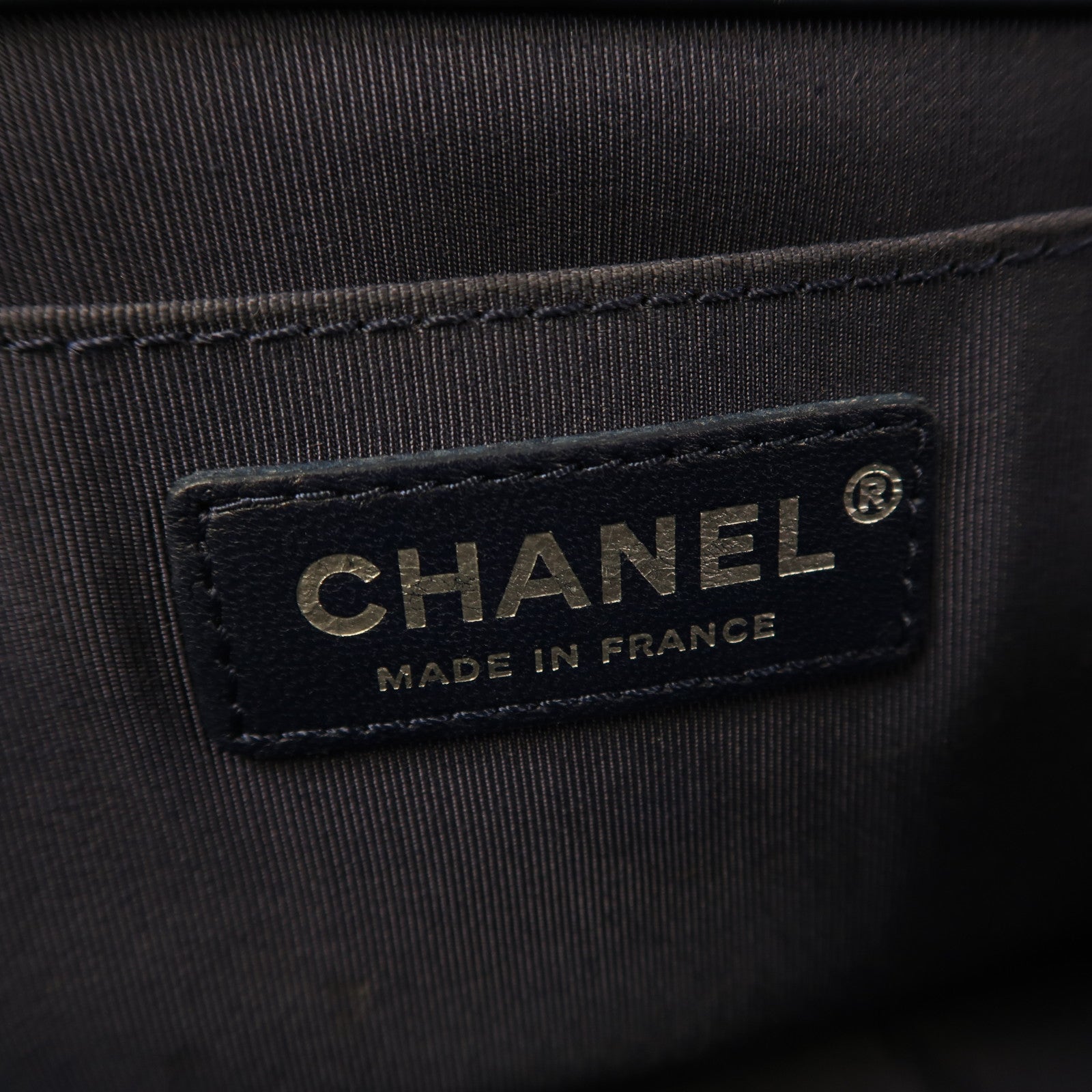 CHANEL 斜紋牛皮皮革Boy 25銀扣鏈帶肩背袋藍色