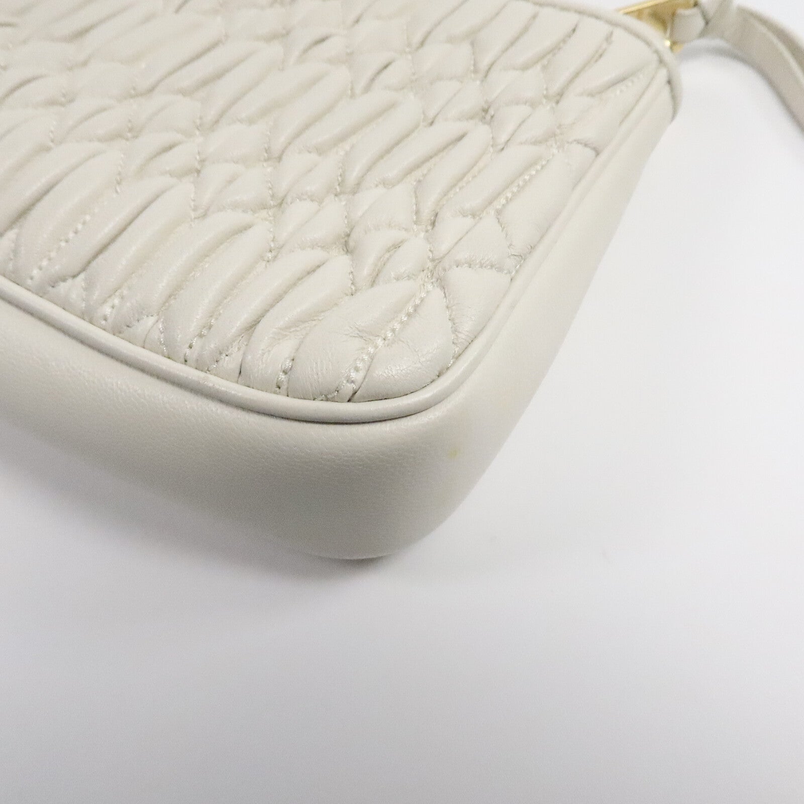 Miu Miu 羊皮皮革Chain Shoulder Bag鏈帶肩背袋