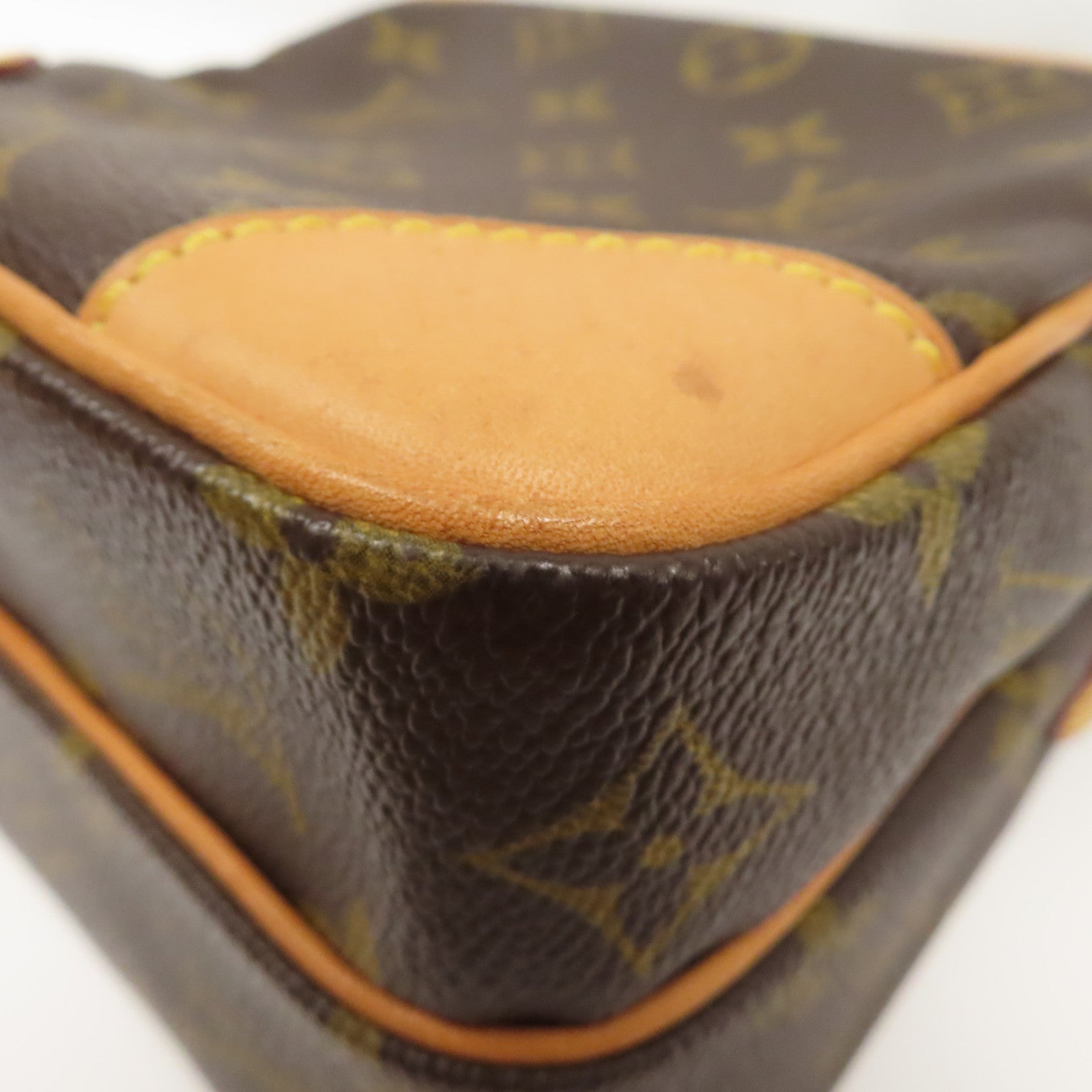 LOUIS VUITTON 【激減優惠】Monogram Amazon金扣肩背袋啡色