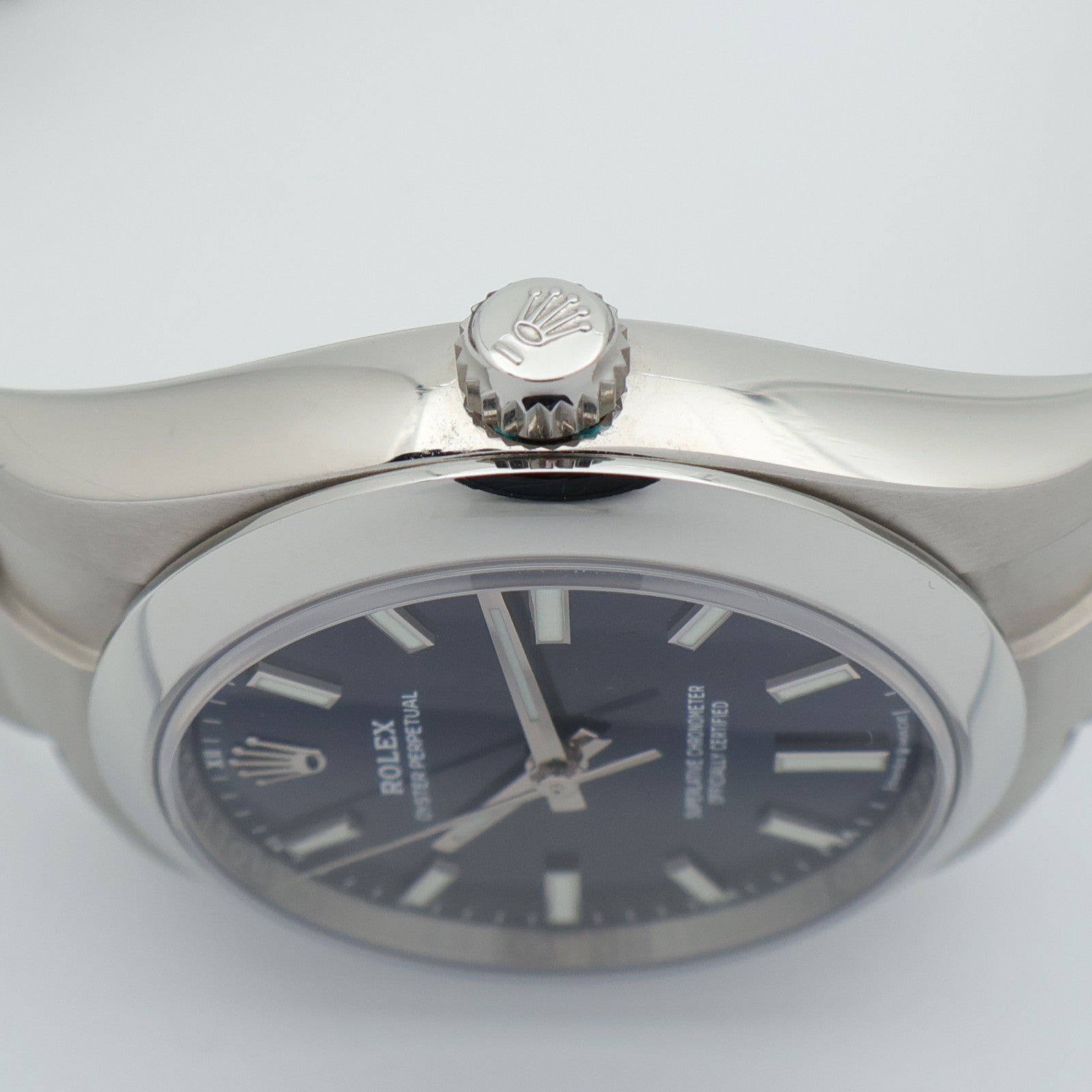 ROLEX Oyster Perpetual 124200