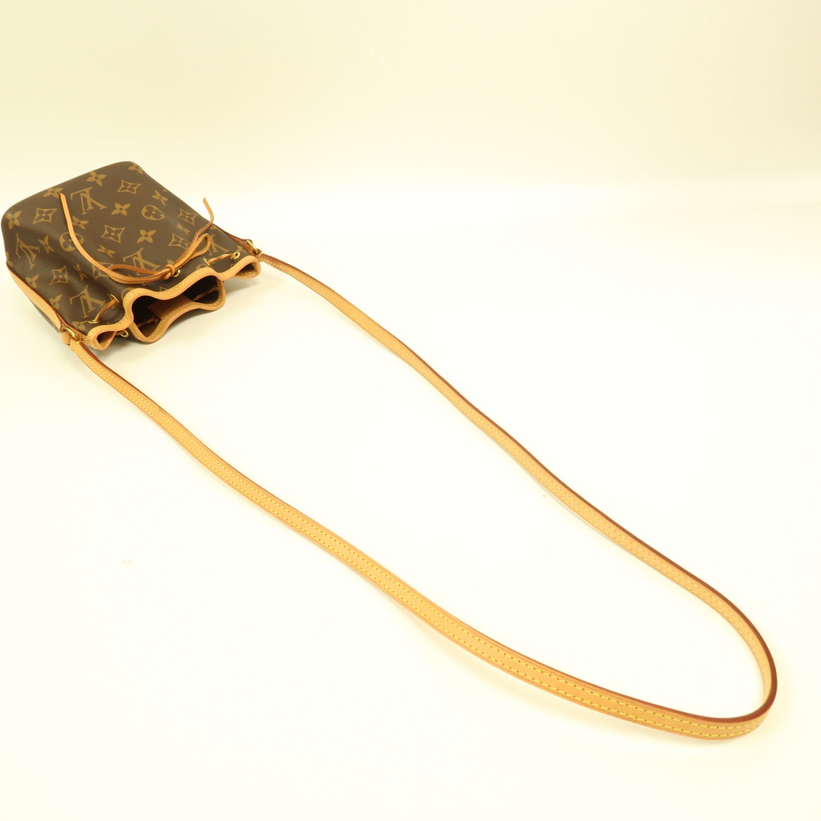 LOUIS VUITTON Monogram Nano Noe金扣肩背袋棕色