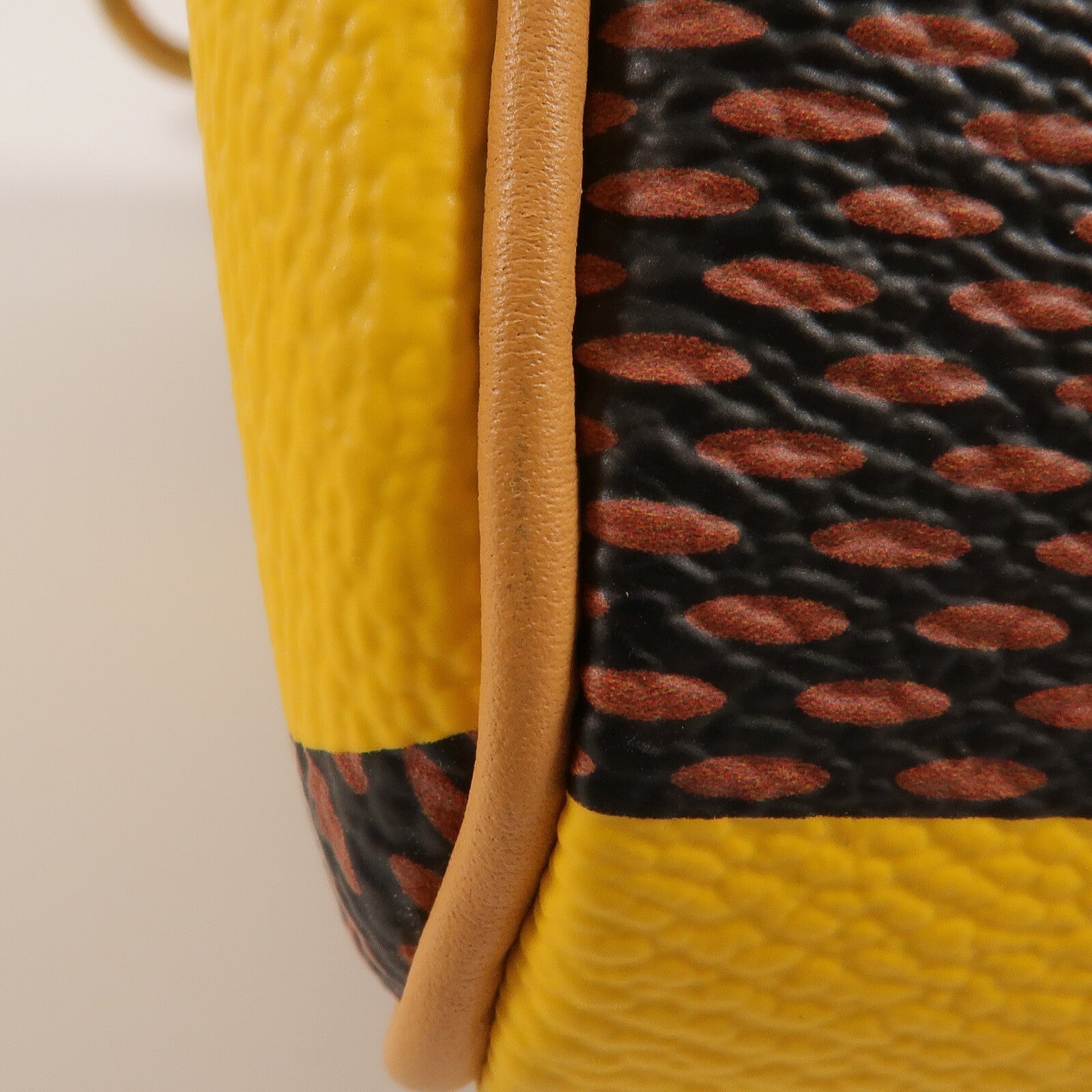 LOUIS VUITTON Damier Pop Speedy Bandouliere 25 Damier Pop手挽肩背兩用袋
