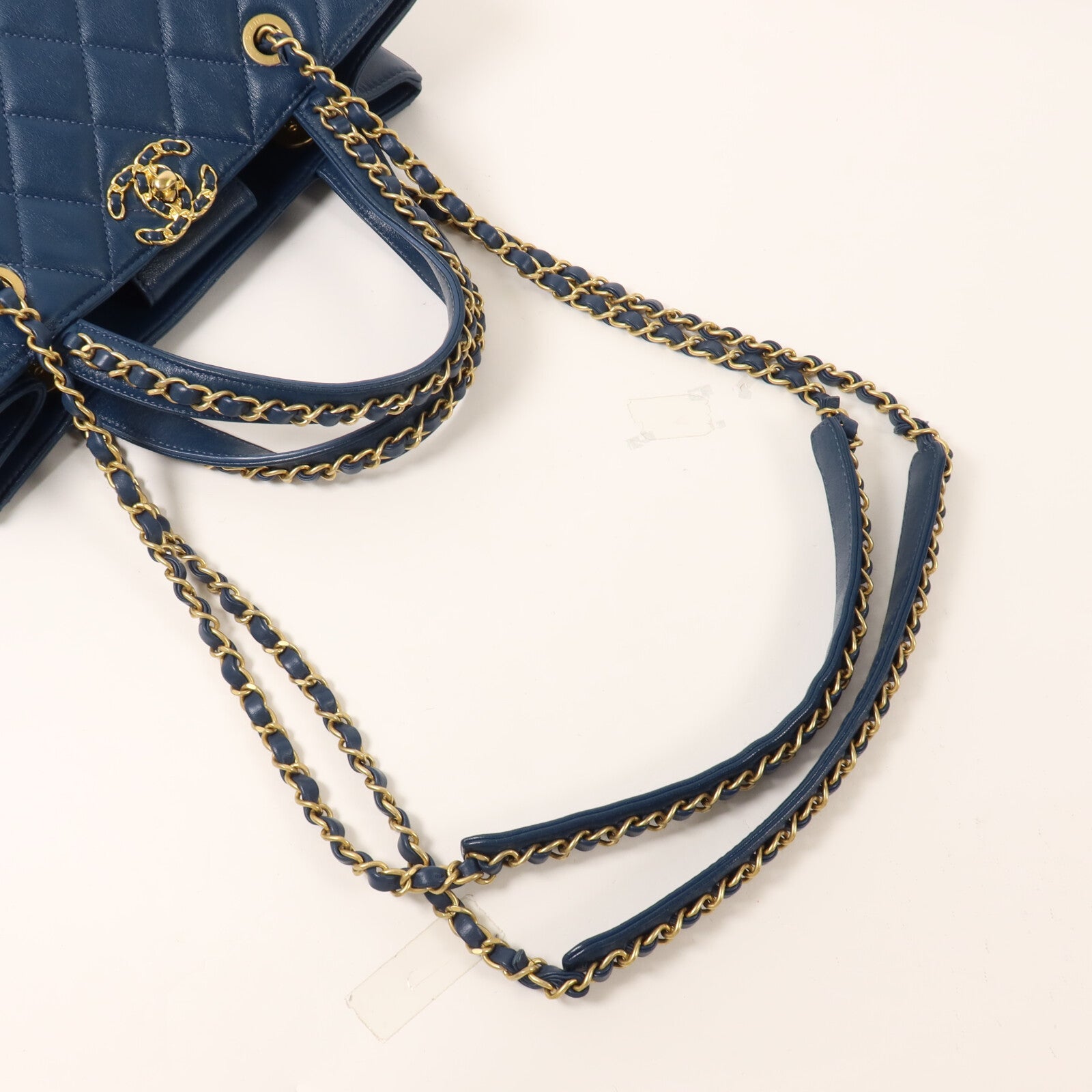 CHANEL 牛皮皮革Chanel 19 Tote Bag鏈帶手挽肩背兩用袋