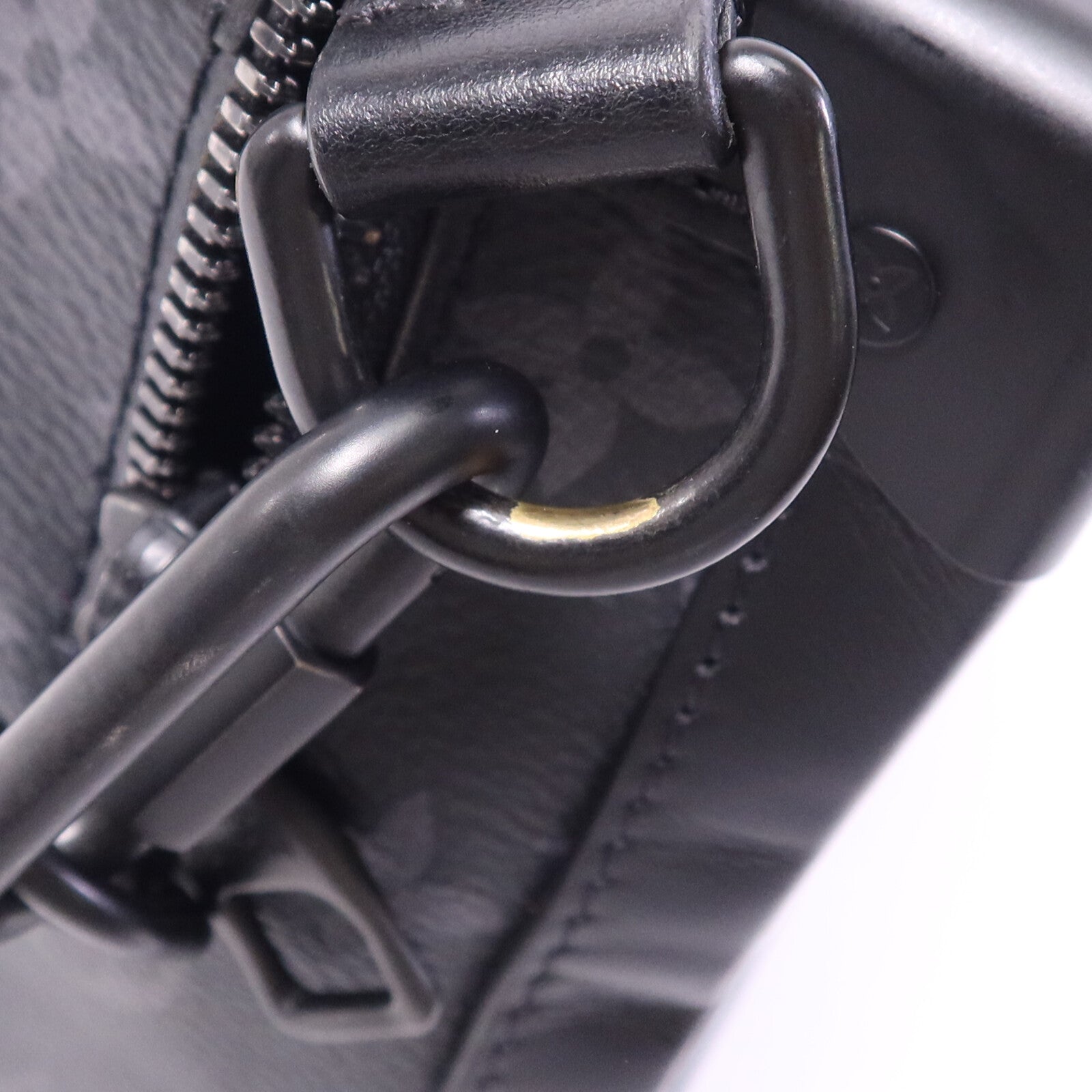 LOUIS VUITTON Monogram Eclipse Soft Trunk肩背袋