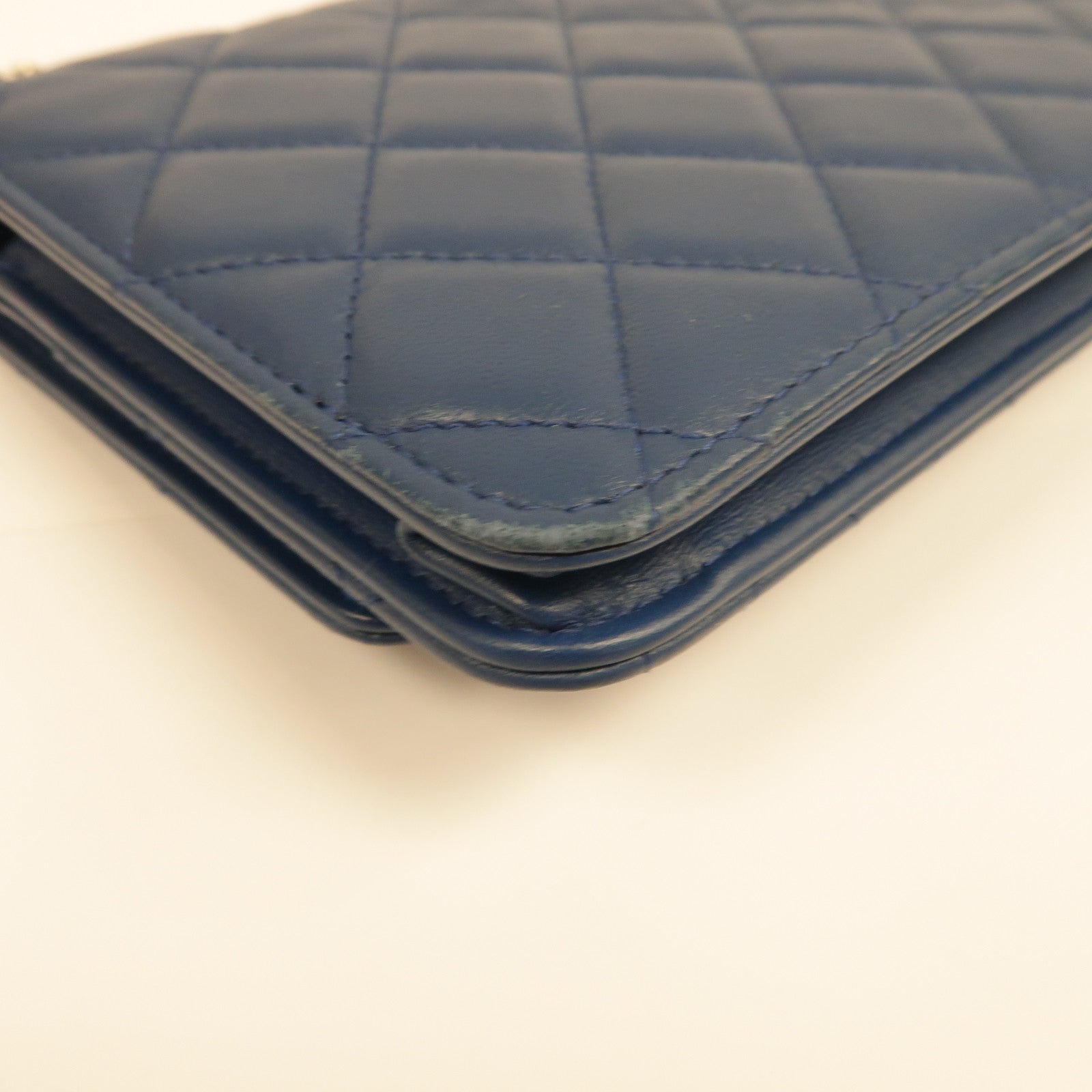 CHANEL 菱格羊皮皮革WOC Wallet On Chain金扣鏈帶肩背袋藍色