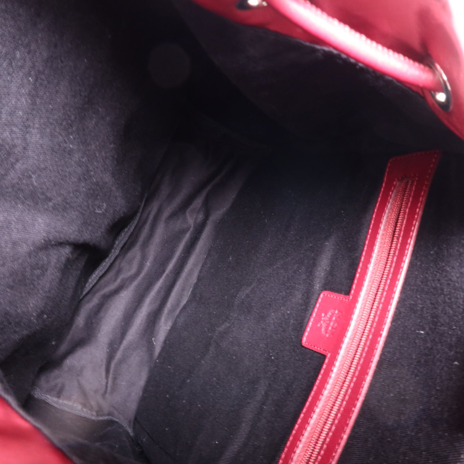 MCM 尼龍Backpack銀扣背包