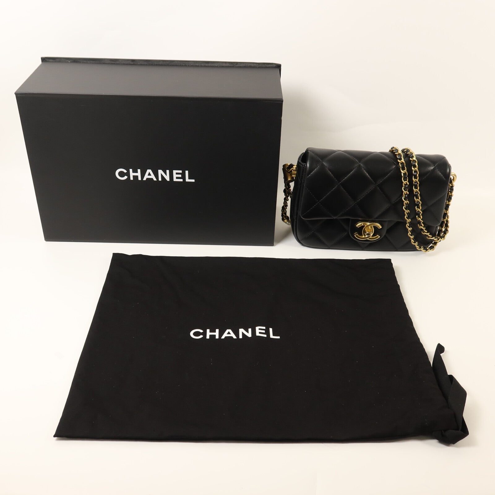 CHANEL 羊皮皮革Chain Shoulder金扣鏈帶肩背袋