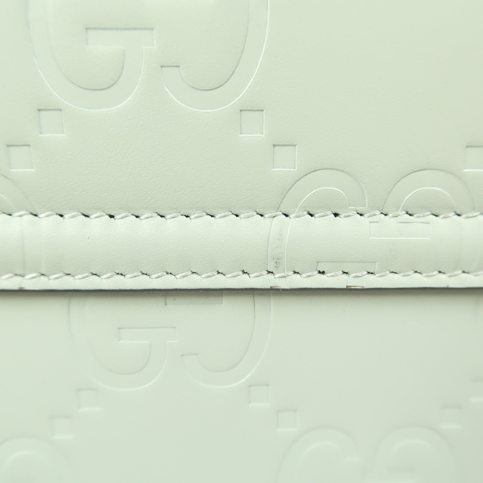 GUCCI 皮革GG Pochette金扣肩背袋