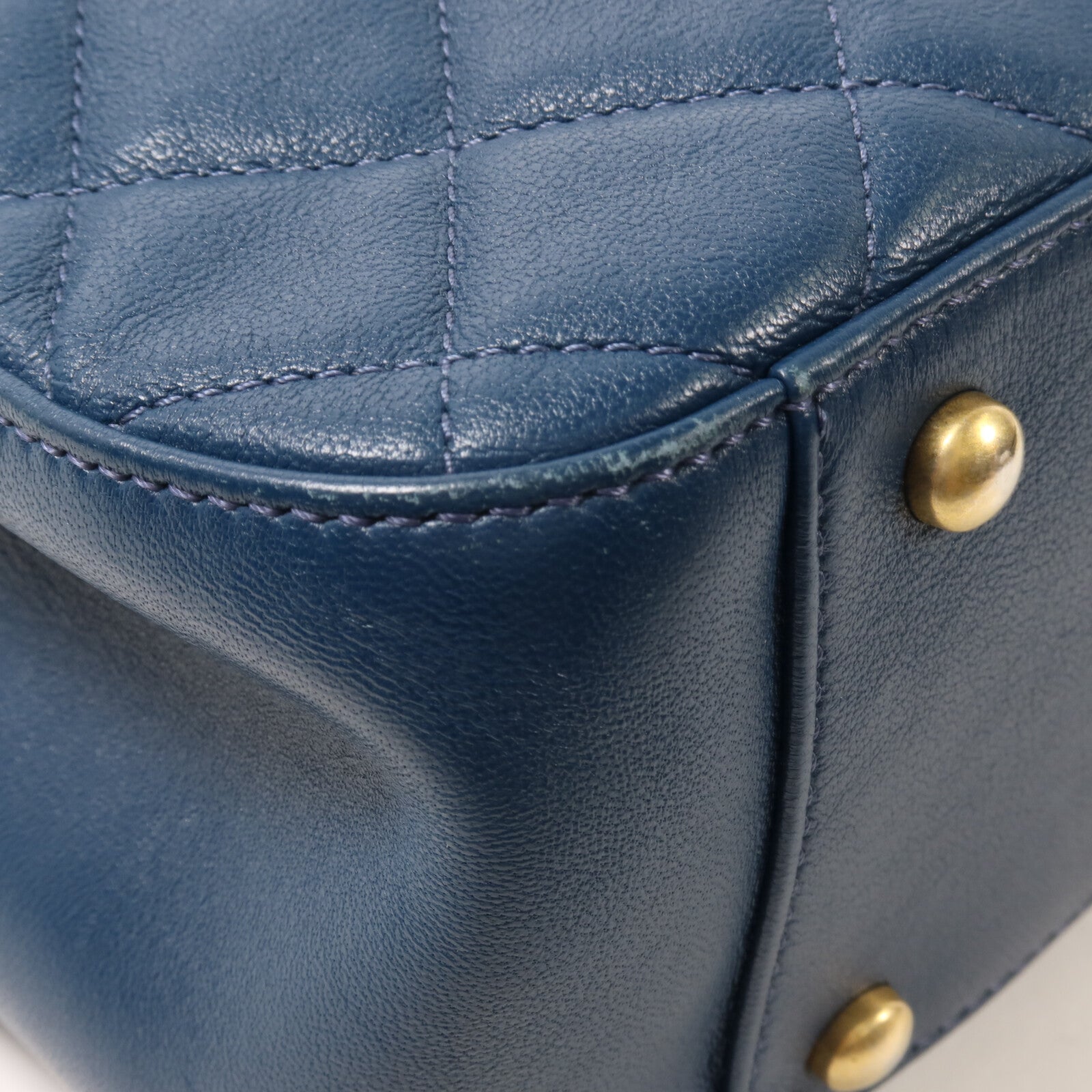 CHANEL 牛皮皮革Chanel 19 Tote Bag鏈帶手挽肩背兩用袋