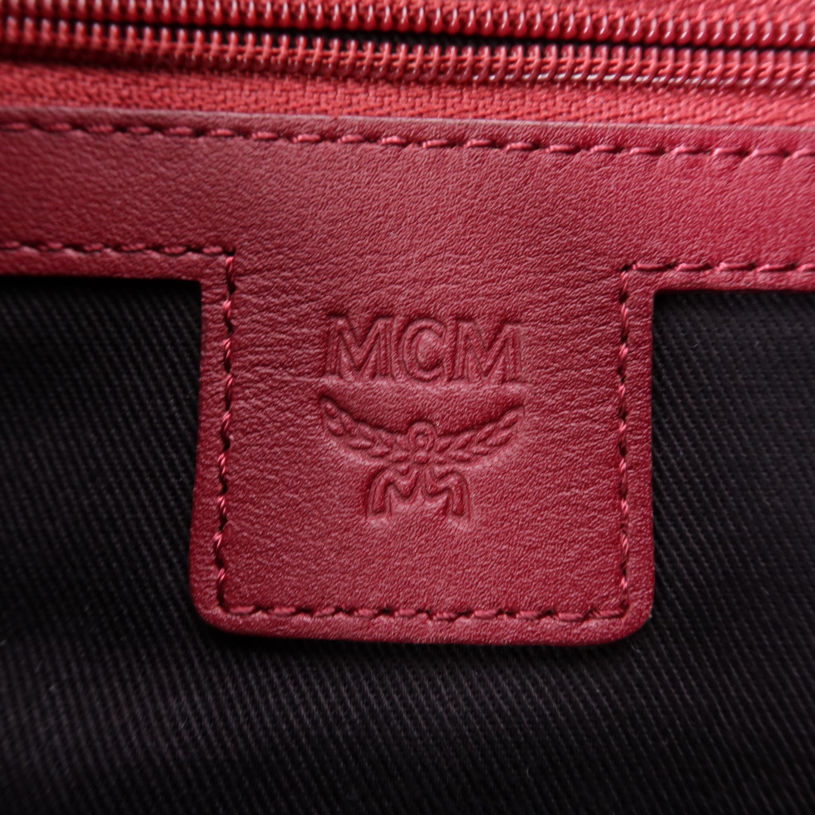 MCM 尼龍Backpack銀扣背包