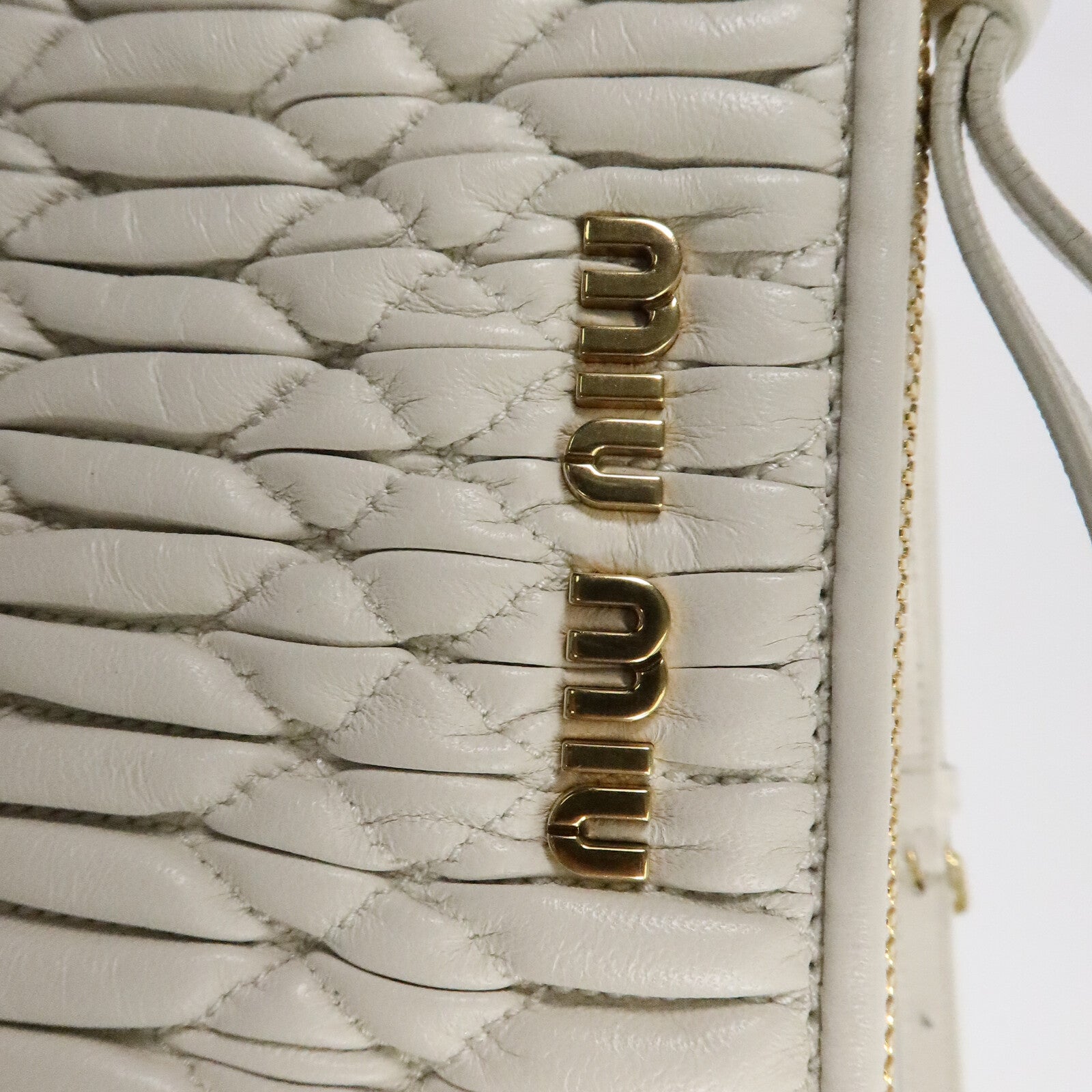 Miu Miu 羊皮皮革Chain Shoulder Bag鏈帶肩背袋