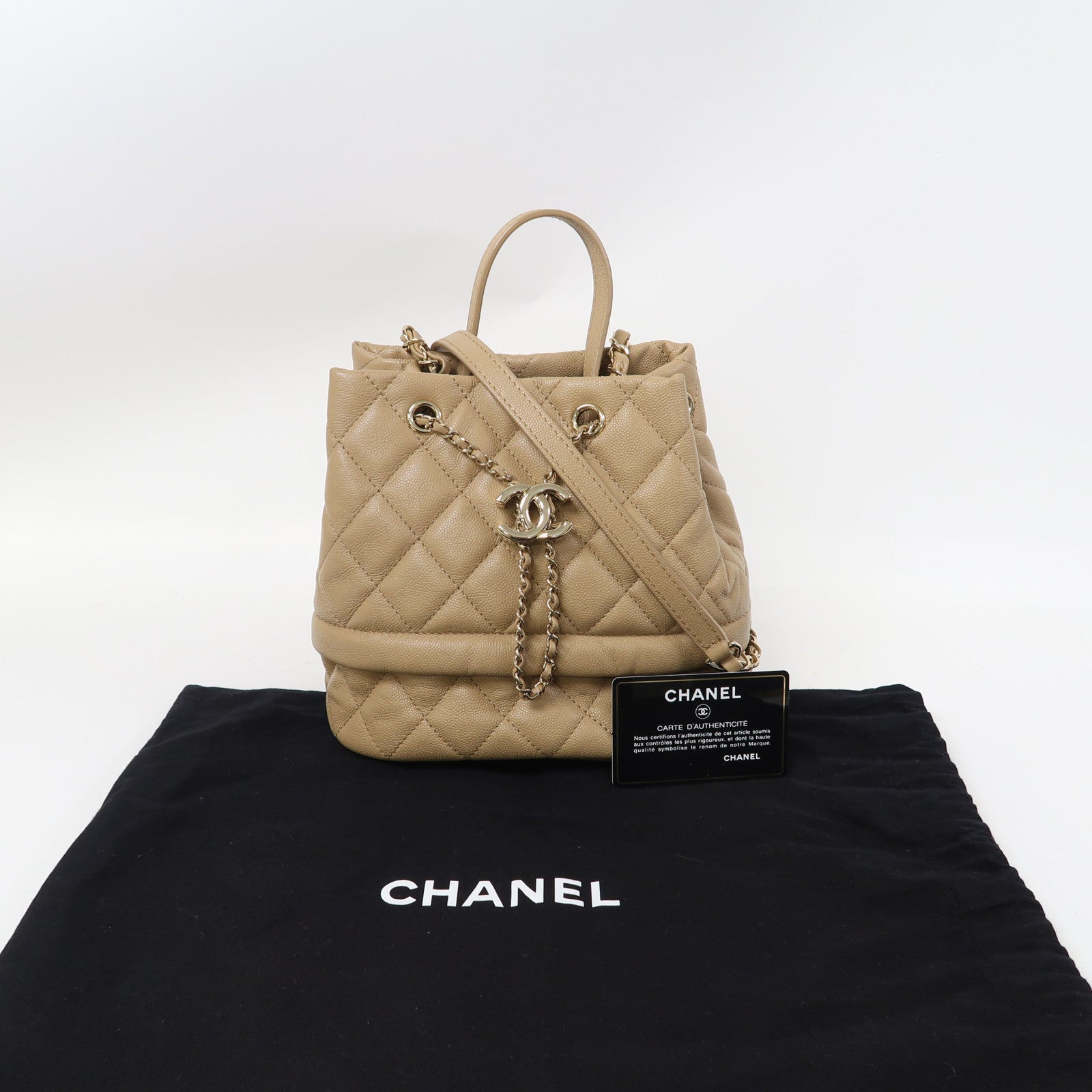 CHANEL 菱格Caviar皮革Bucket Bag金扣手挽肩背兩用袋米色