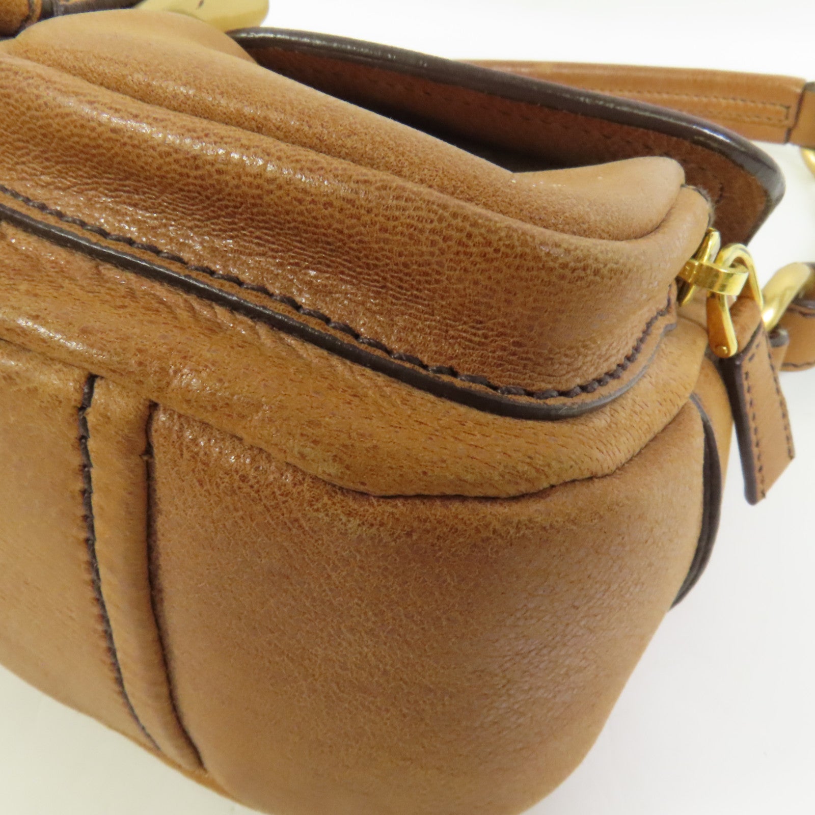 PRADA 牛皮皮革Shoulder Bag金扣肩背袋