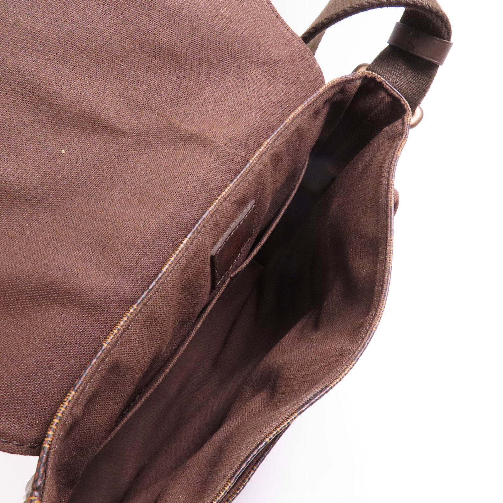 LOUIS VUITTON Damier District PM金扣肩背袋