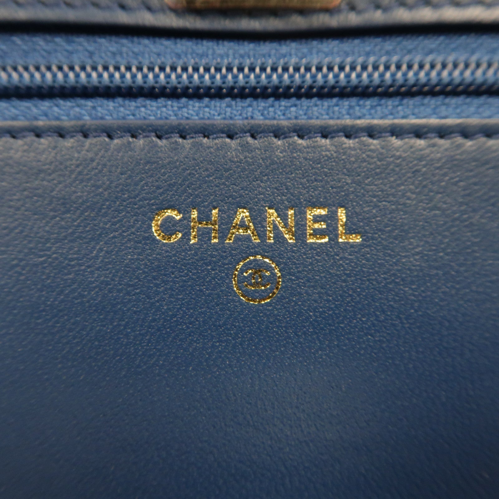 CHANEL 菱格羊皮皮革WOC Wallet On Chain金扣鏈帶肩背袋藍色