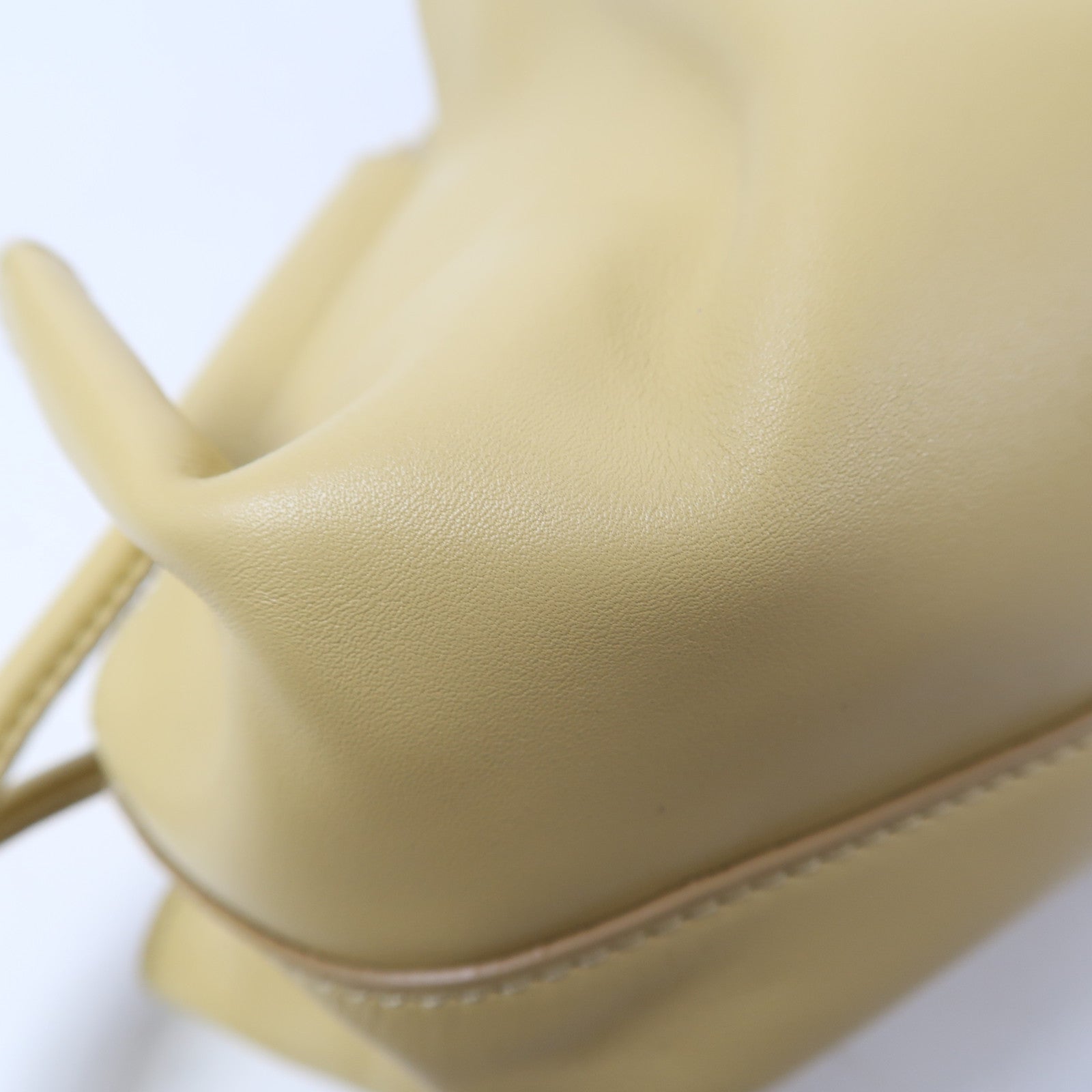 LOEWE 【激減優惠】牛皮皮革Paseo金扣手挽肩背兩用袋黃色