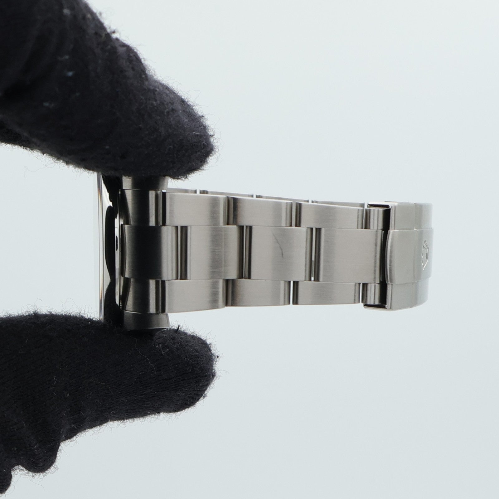 ROLEX Oyster Perpetual 124200