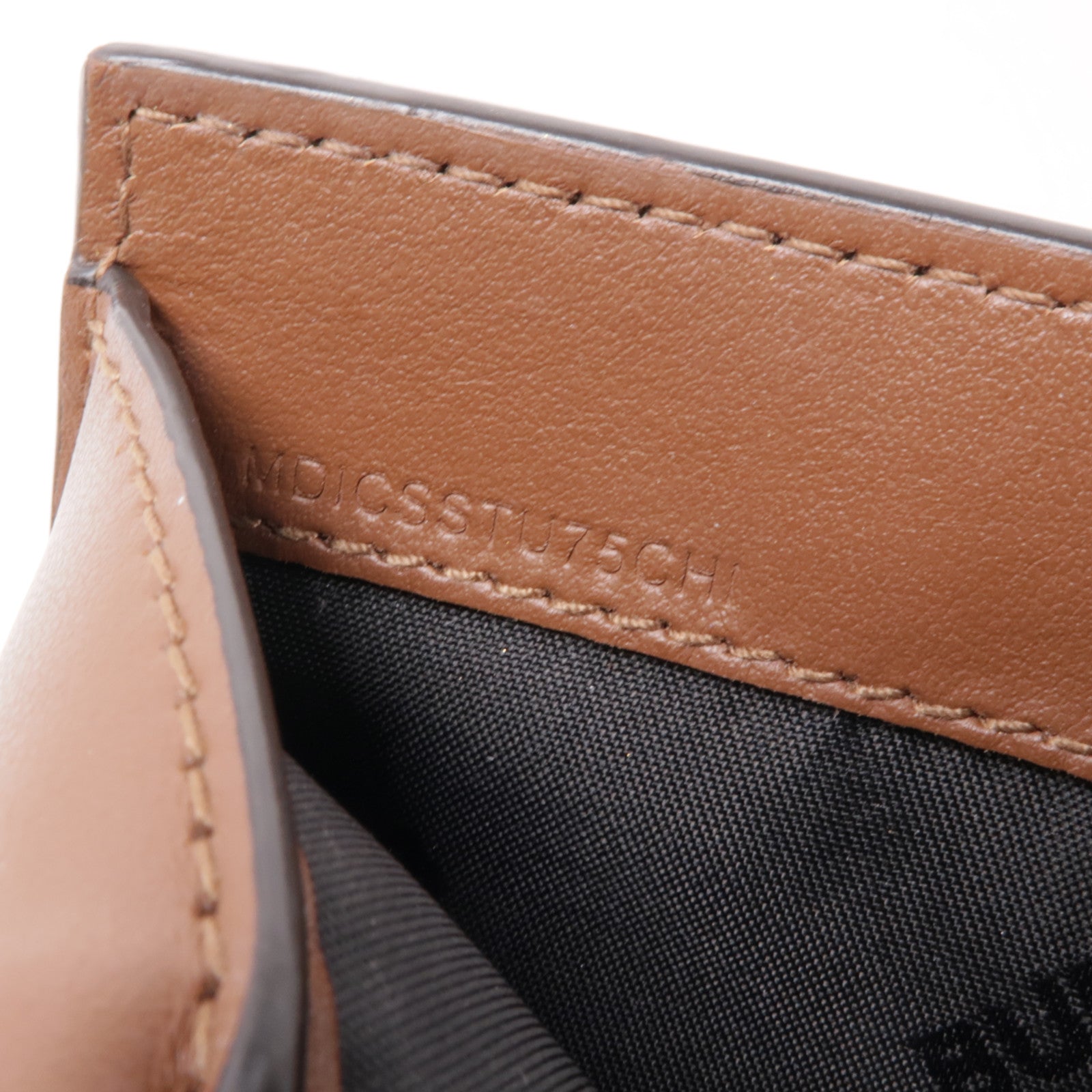 BURBERRY 皮革Wallet金扣錢包