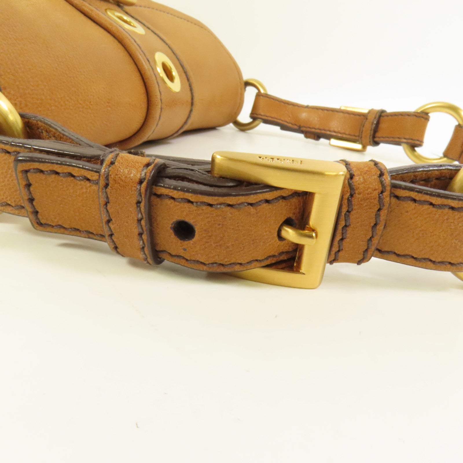 PRADA 牛皮皮革Shoulder Bag金扣肩背袋