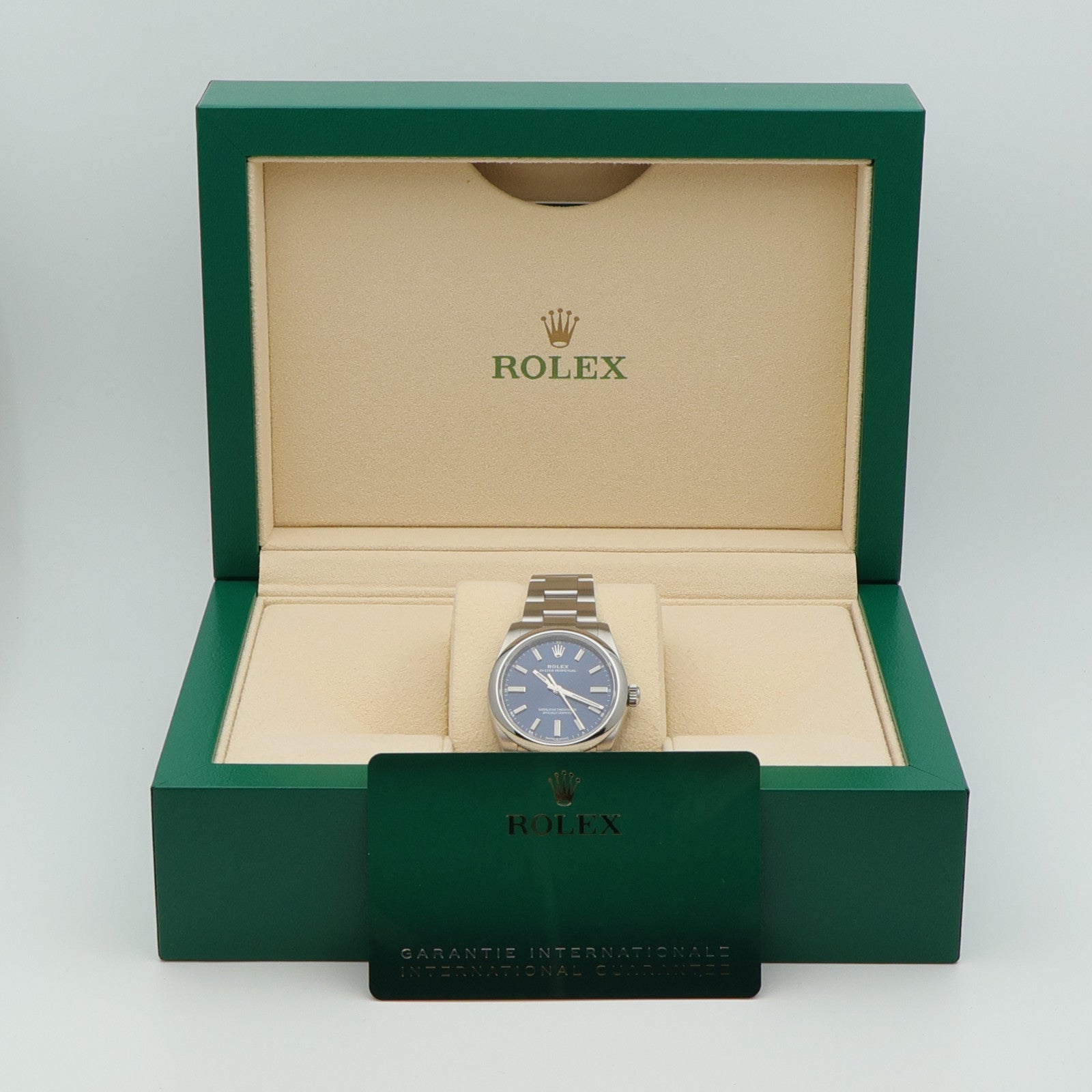 ROLEX Oyster Perpetual 124200