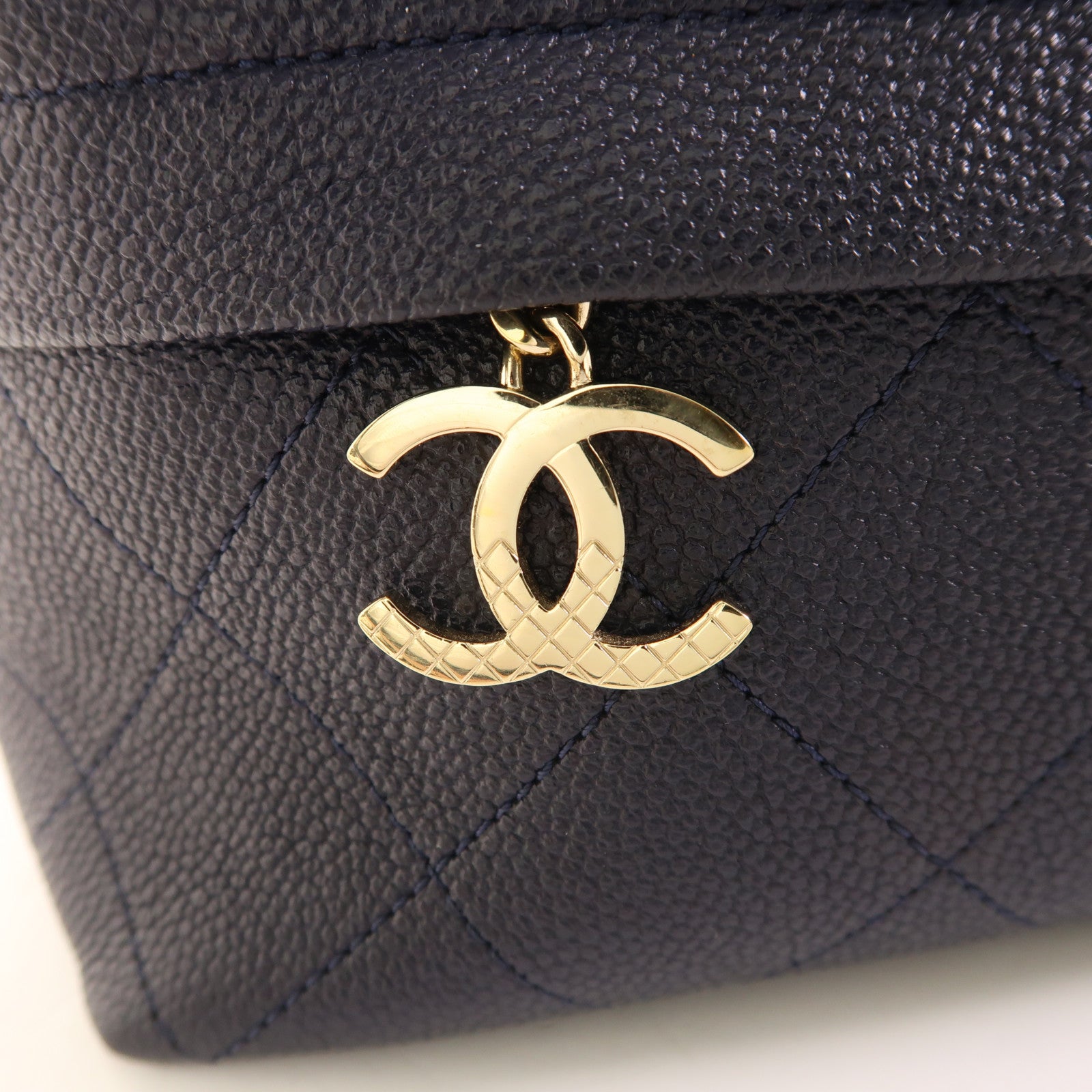 CHANEL 牛皮皮革Chain Shoulder Bag金扣鏈帶肩背袋