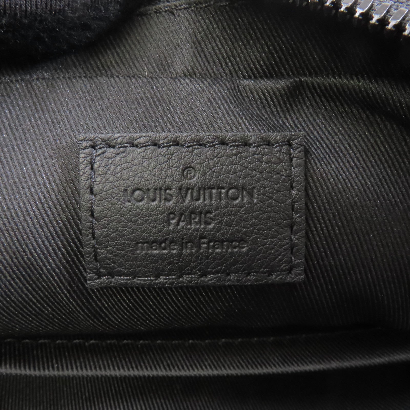 LOUIS VUITTON Monogram Shadow Trio Messenger肩背袋黑色