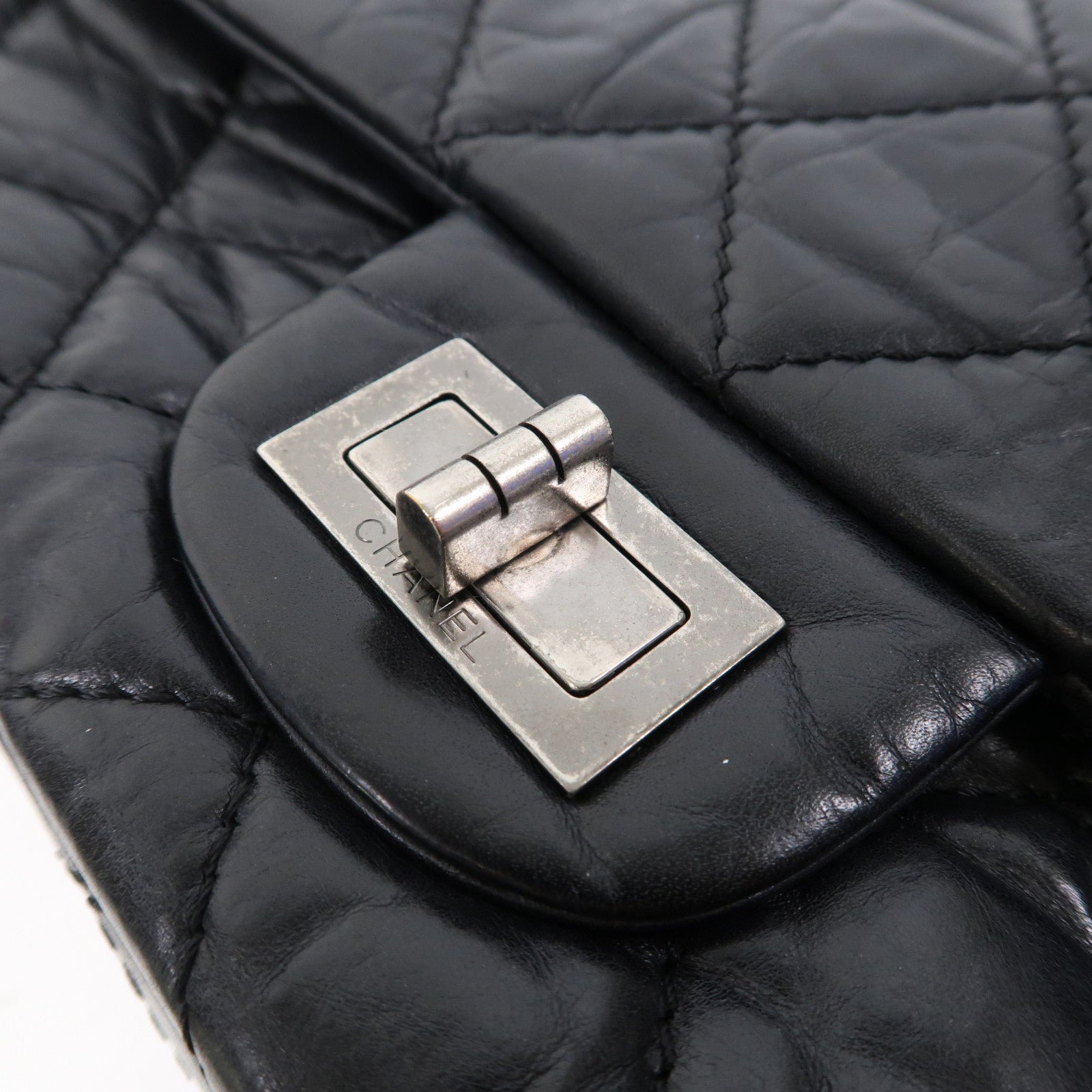 CHANEL 菱格牛皮皮革2.55 Chain Shoulder Bag銀扣鏈帶肩背袋黑色