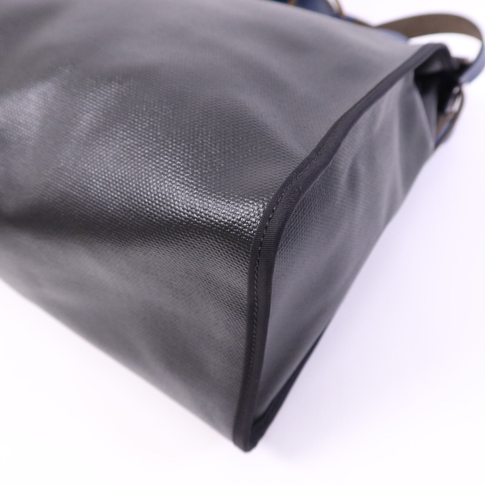 HERMES Vache Liegee皮革Herbag MM銀扣手挽肩背兩用袋Bleu Brighton/Noir