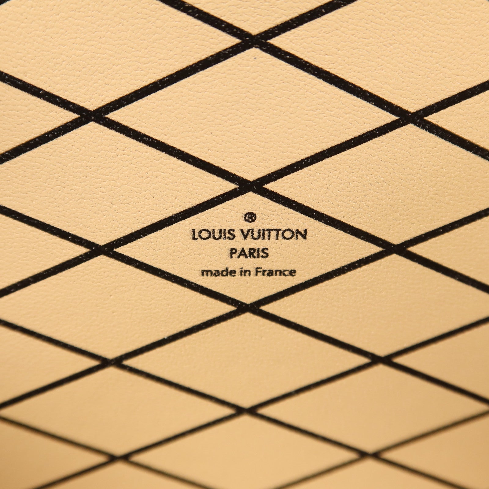 LOUIS VUITTON Monogram Reverse Petite Malle金扣肩背袋