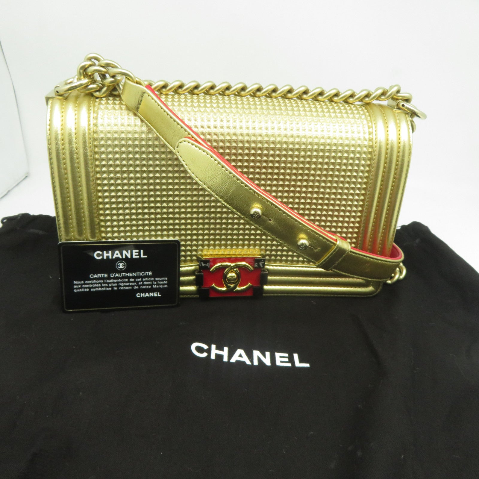 CHANEL **【清倉大減價】牛皮皮革Boy金扣鏈帶肩背袋金色