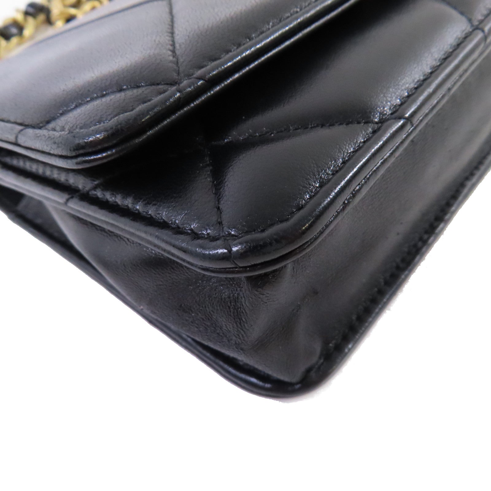 CHANEL 菱格羊皮皮革Chanel 19 WOC Wallet On Chain Shoulder Bag金扣手挽肩背兩用袋黑色