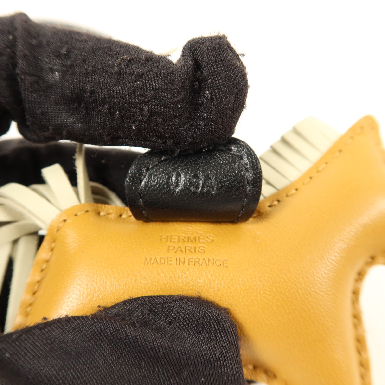 HERMES Milo皮革Rodeo PM掛飾Sesame/Noir/Nata