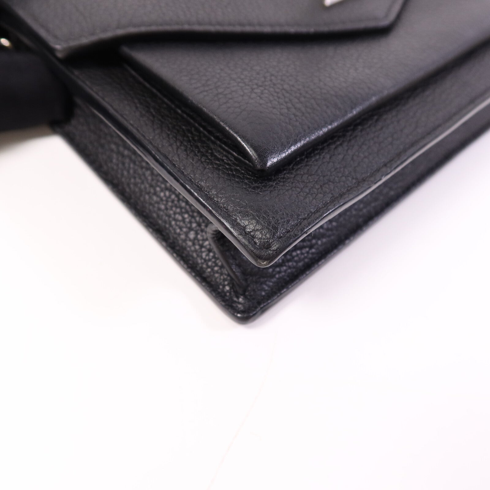 LOUIS VUITTON 牛皮皮革Mylockme銀扣鏈帶肩背袋