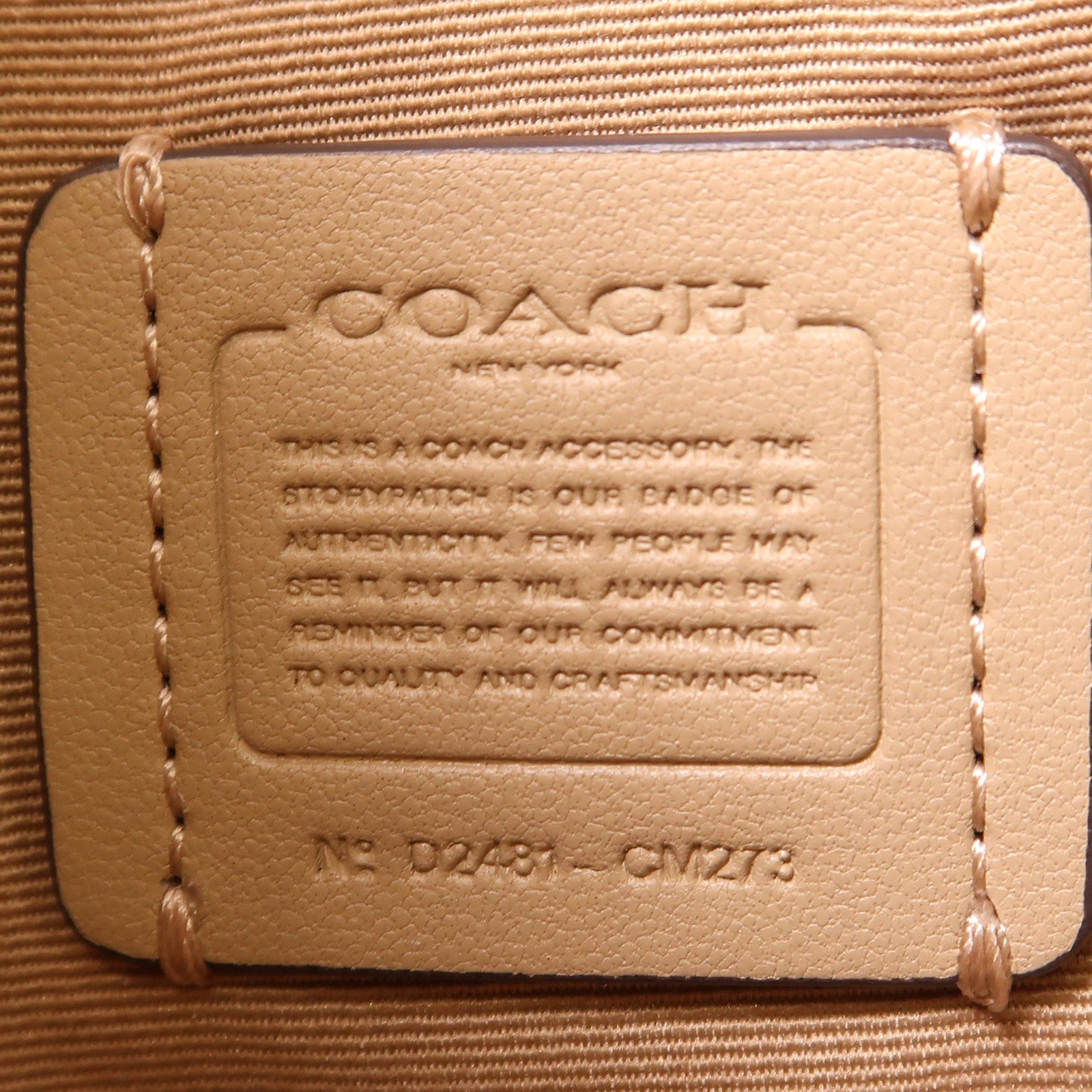 COACH 塗層帆布Hang Bag金扣手挽袋