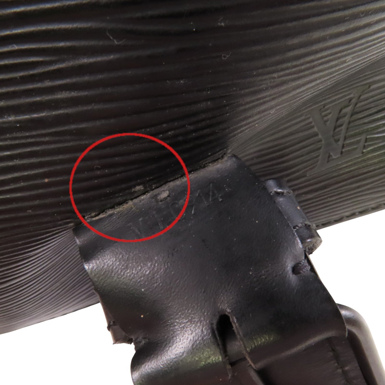 LOUIS VUITTON Epi Sac A Dos銀扣肩背袋