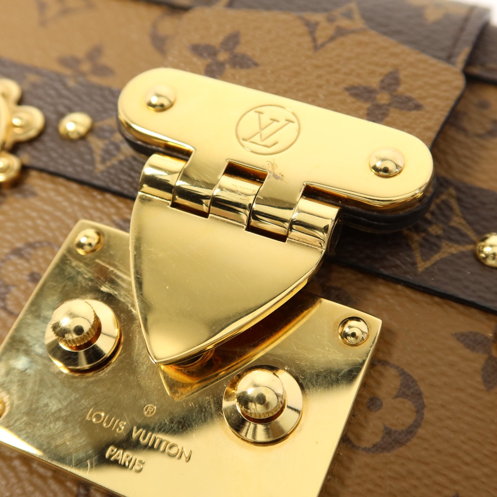 LOUIS VUITTON Monogram Reverse Petite Malle金扣肩背袋
